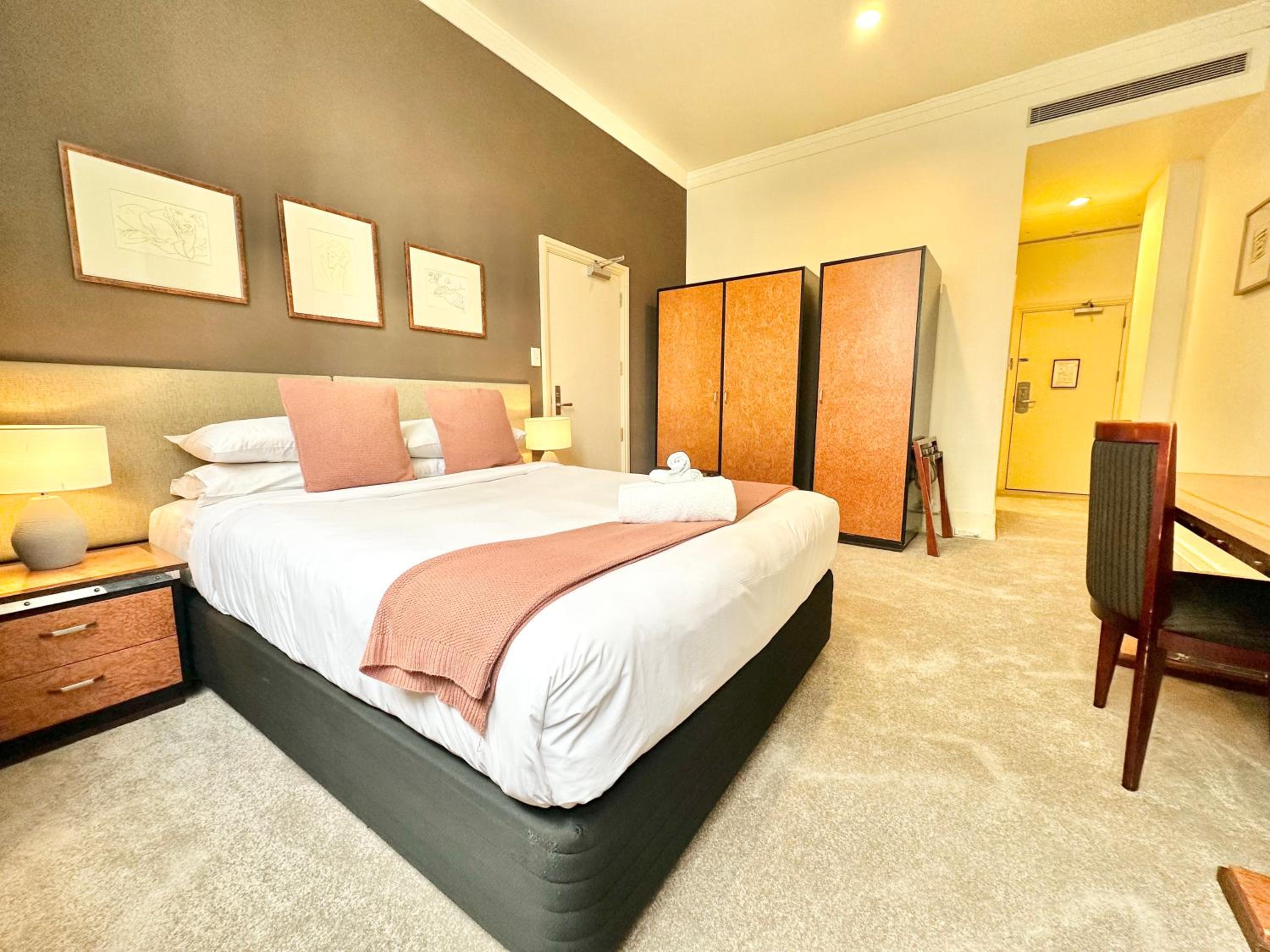 Perfect City Pad in Heritage Complex view 4