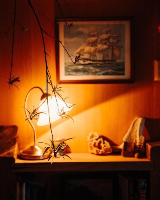 Kelp Cabin intimate, calm and restful
