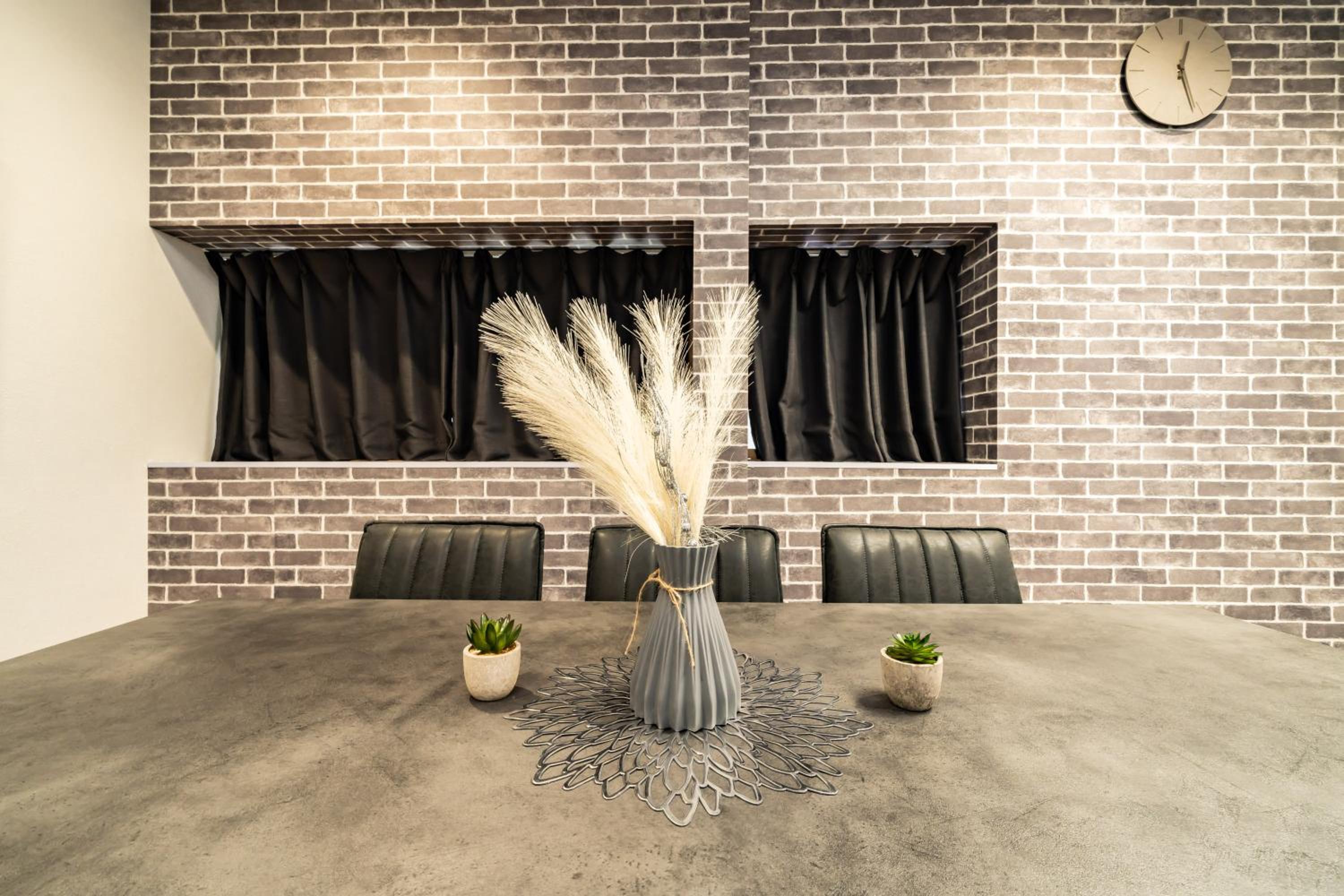 meeting & event spaces