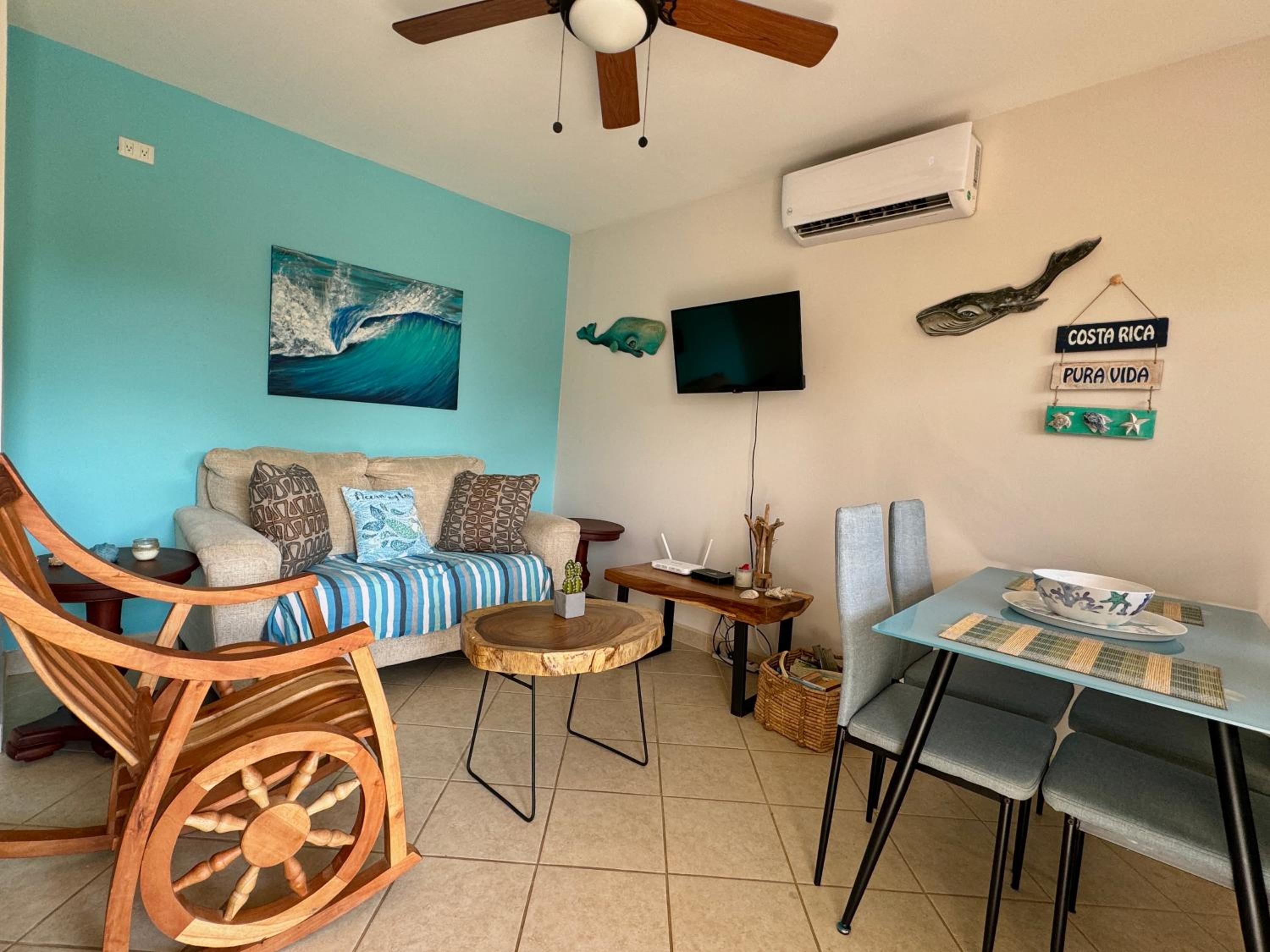 High Tide 2 bed1 bath condo Terrace