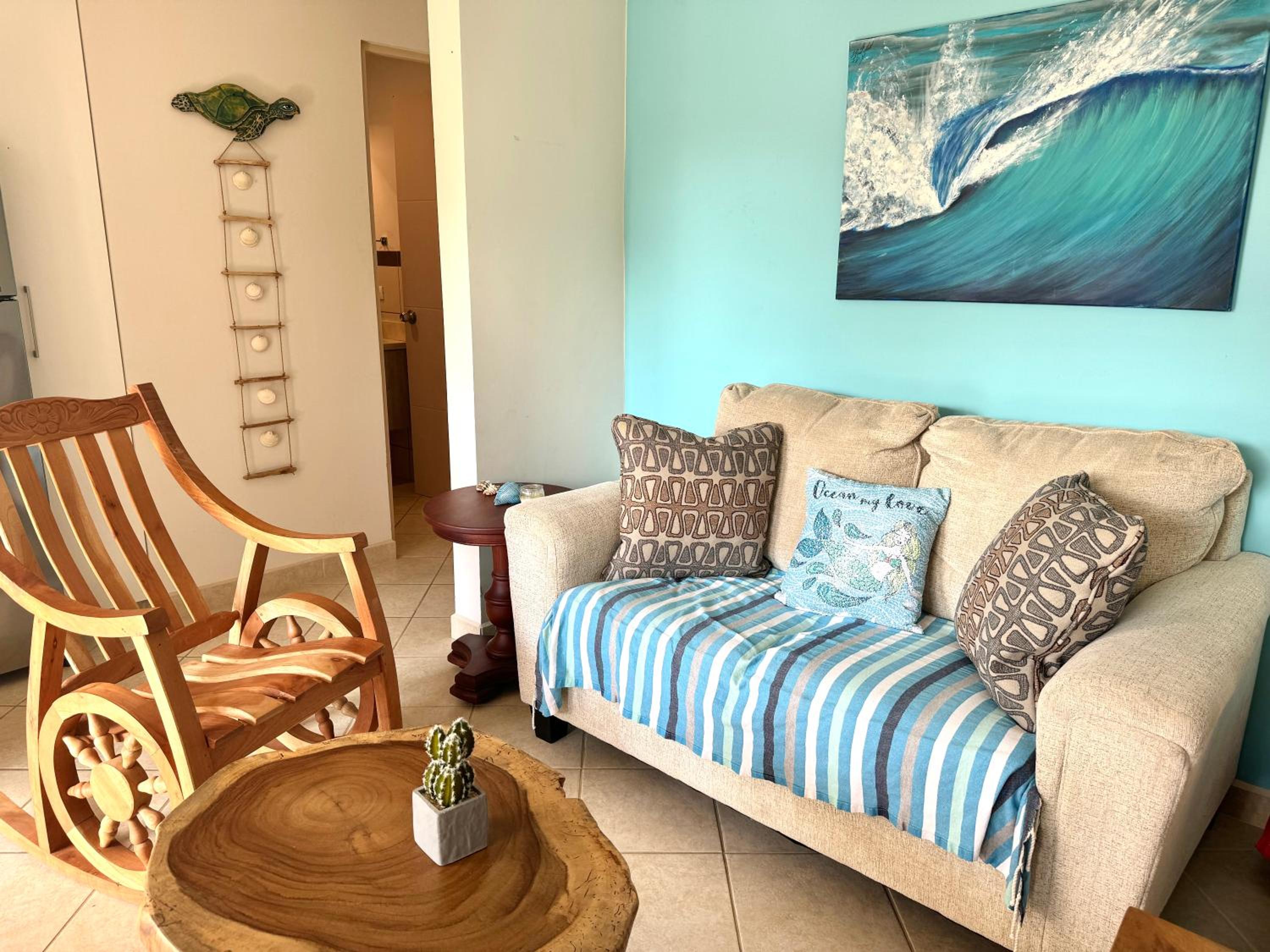 High Tide 2 bed1 bath condo Terrace