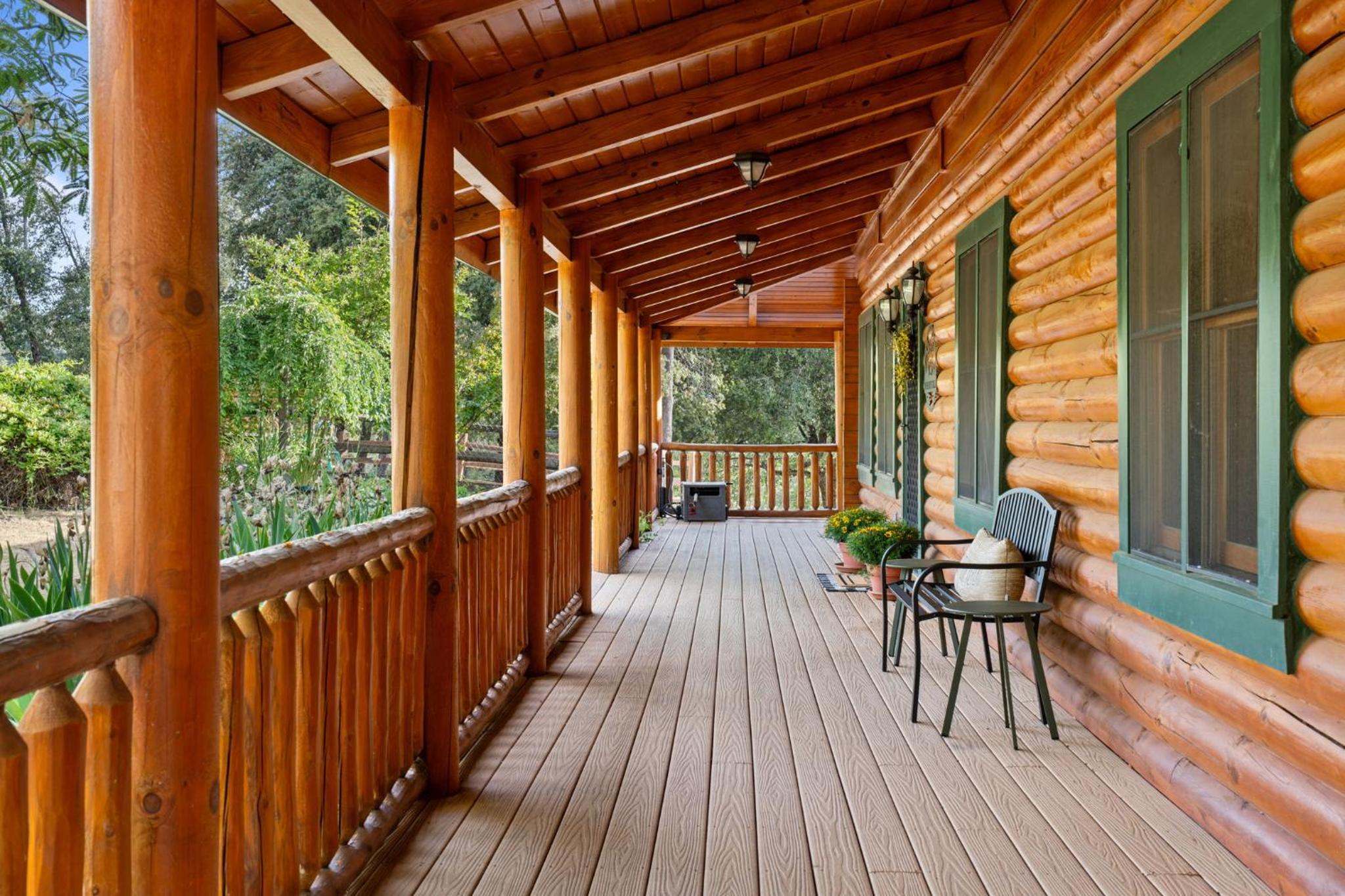 Yosemite Villa - log cabin with spectacular views & stargazing