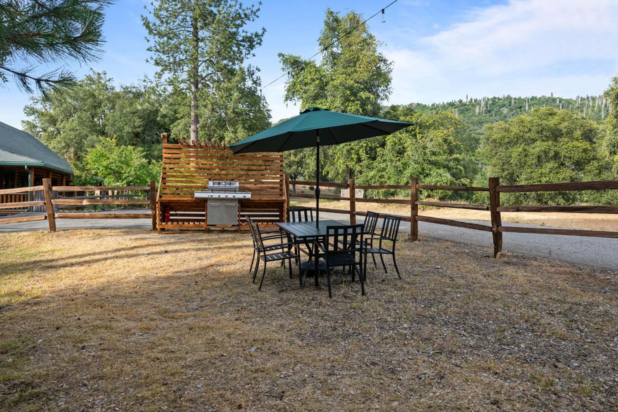 Yosemite Villa - log cabin with spectacular views & stargazing
