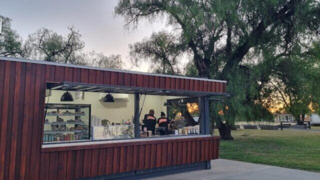 Lake Forbes Motel