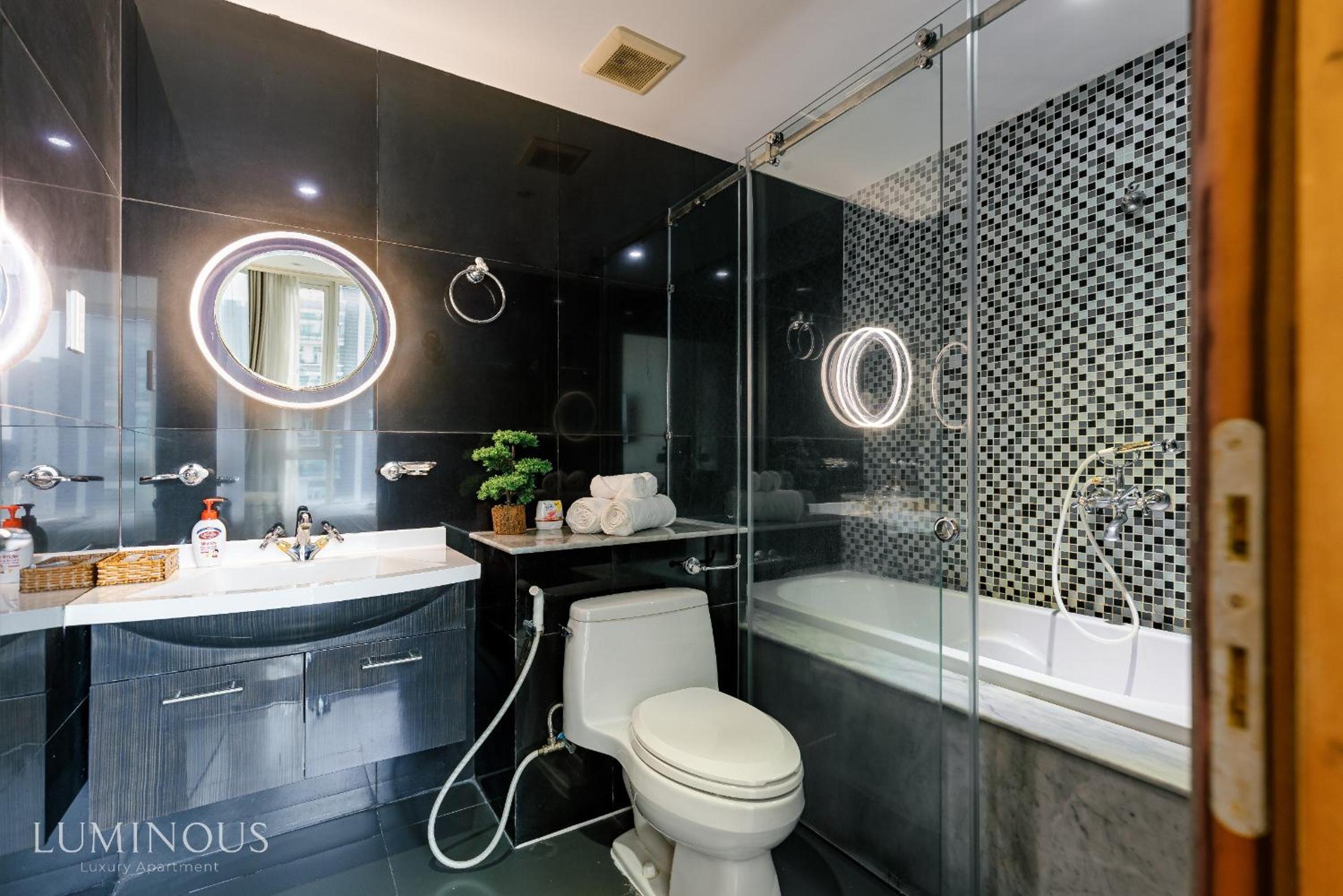 2BR 3BR Luxury Apartment Sky Pool