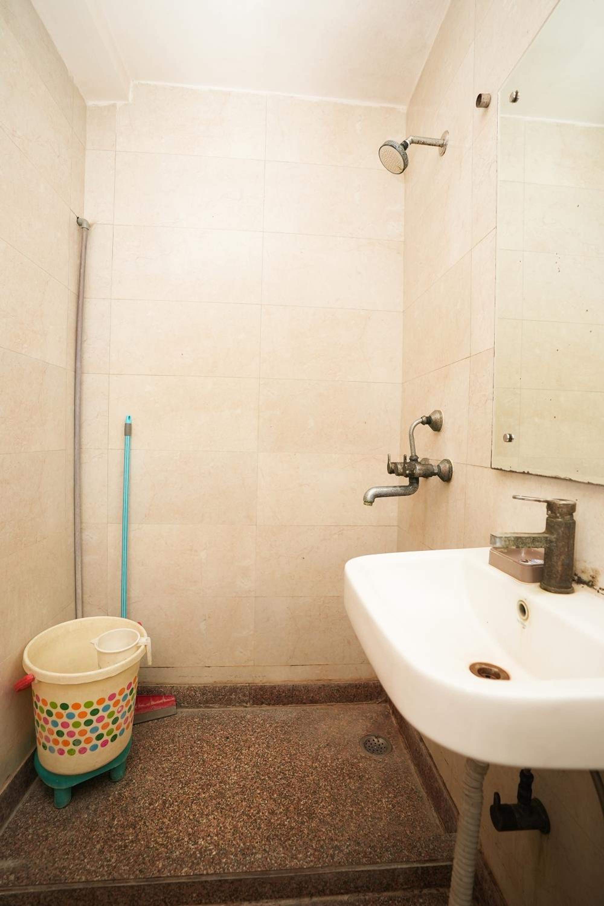 Hotel A R Residency