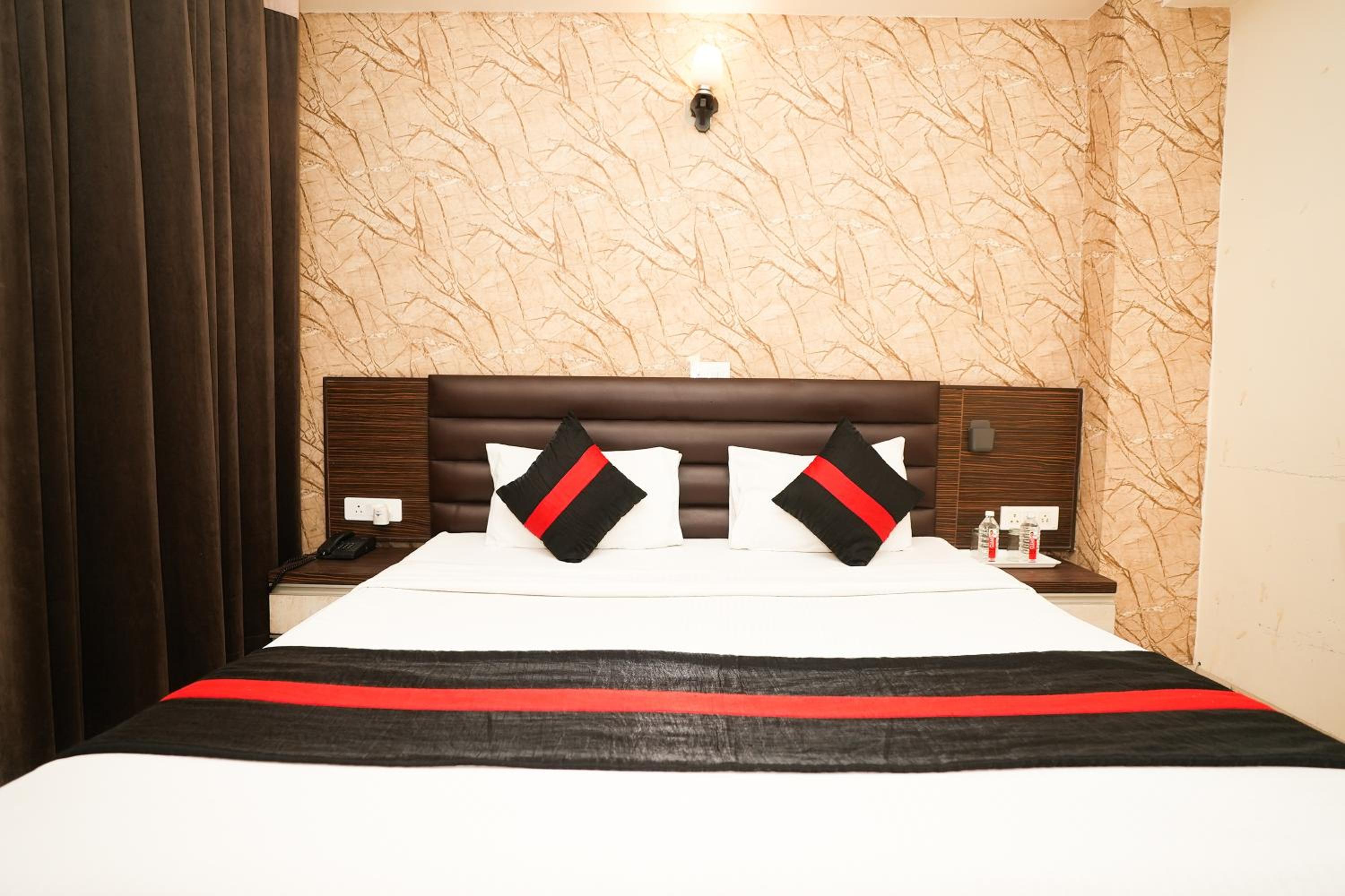 Hotel A R Residency