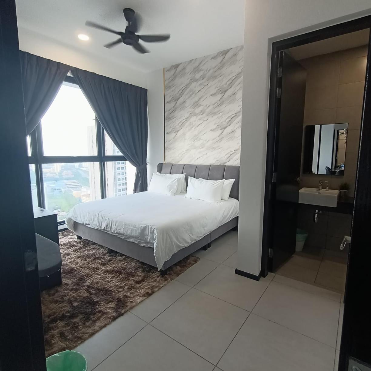Urban Suites Georgetown Penang - Sea View & Georgetown View - High Floor - Exclusive & Cozy Stay photo 5