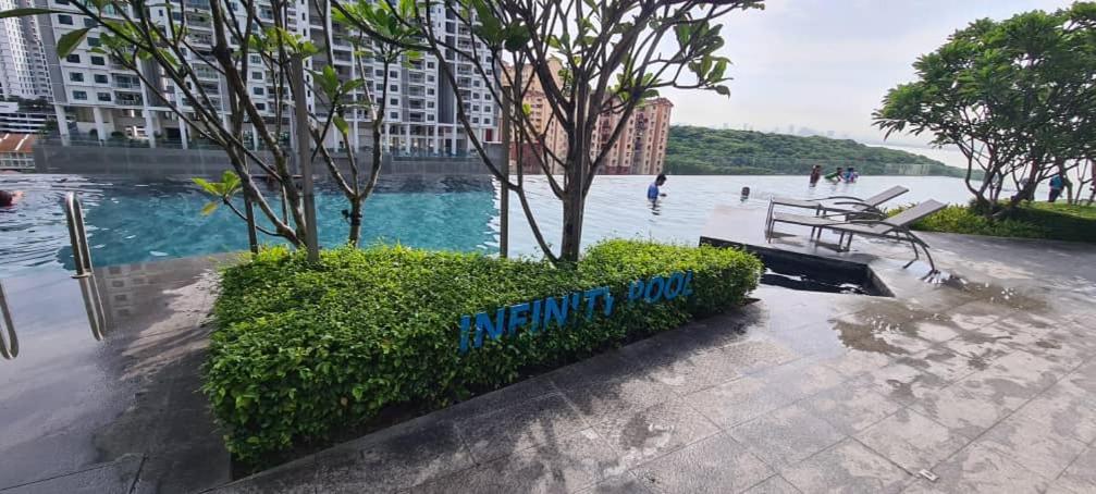 Urban Suites Georgetown Penang - Sea View & Georgetown View - High Floor - Exclusive & Cozy Stay photo 4