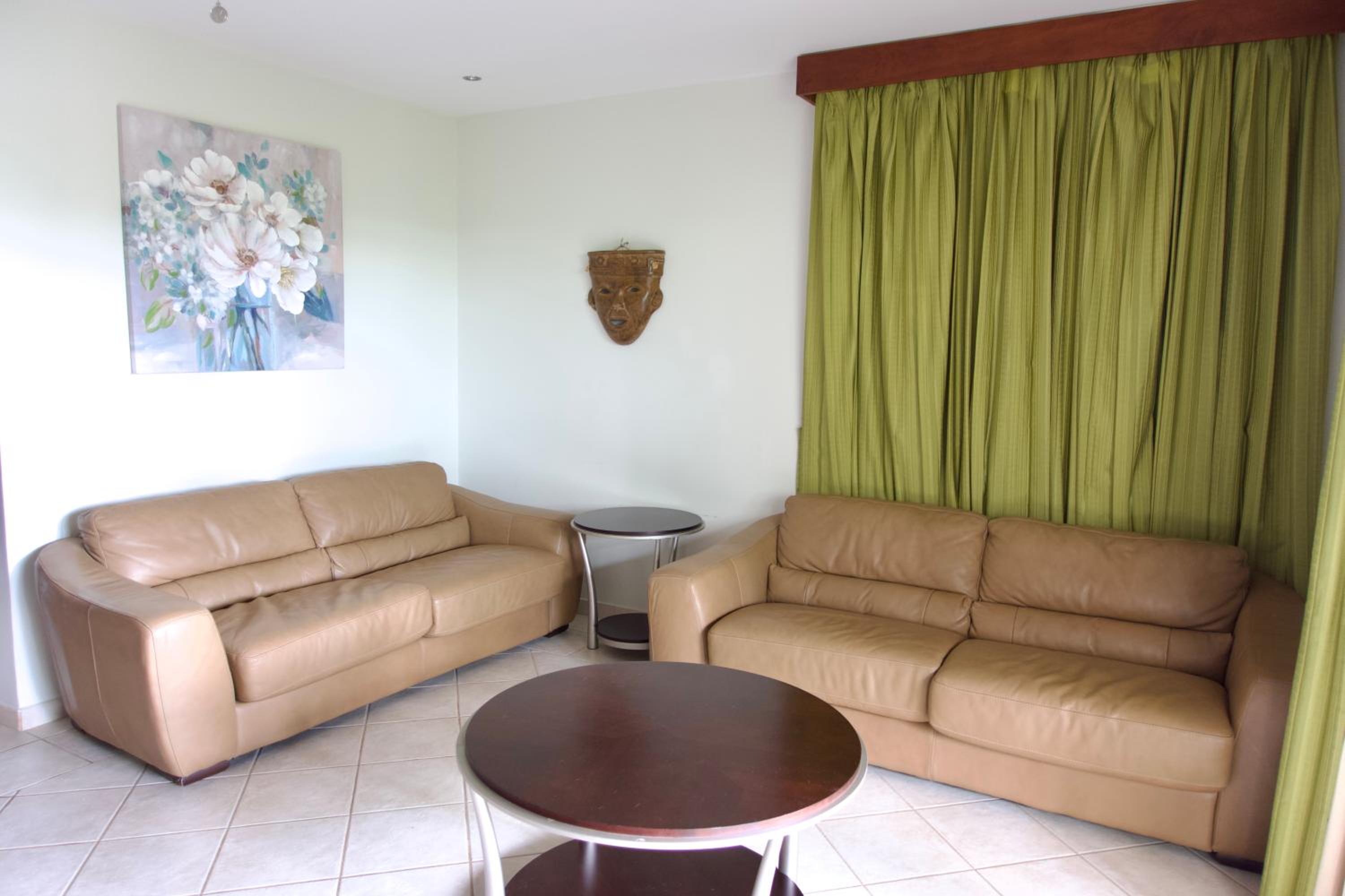 Breezy Paradise 2 bed2bath with mountain view