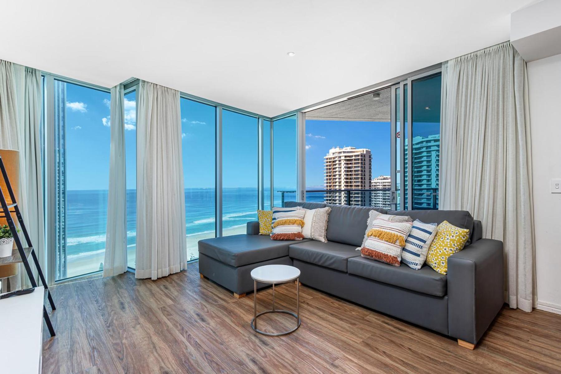 Paradise living at Hilton with stunning ocean view