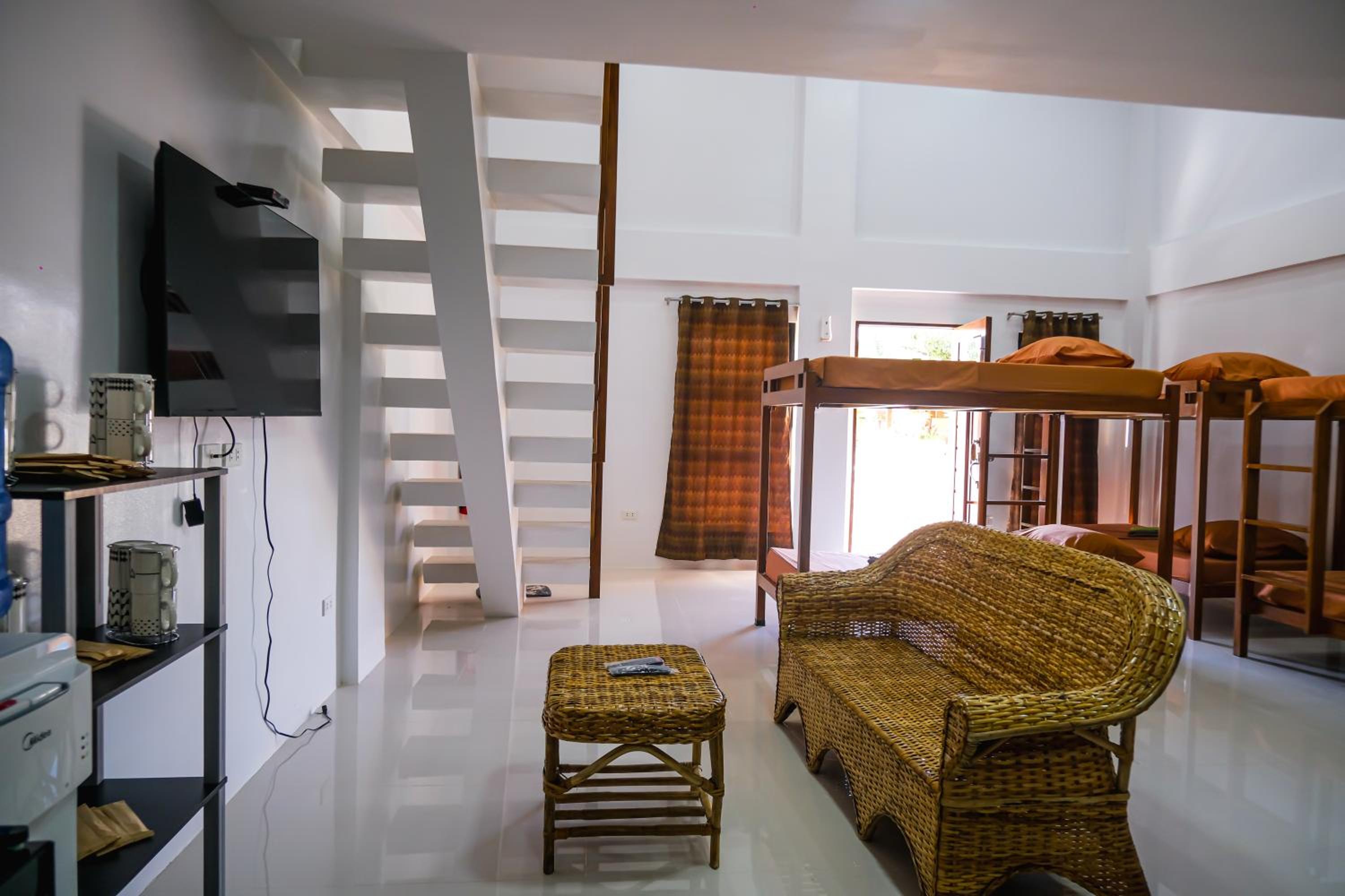 Hangout Haven Siargao Homestay
