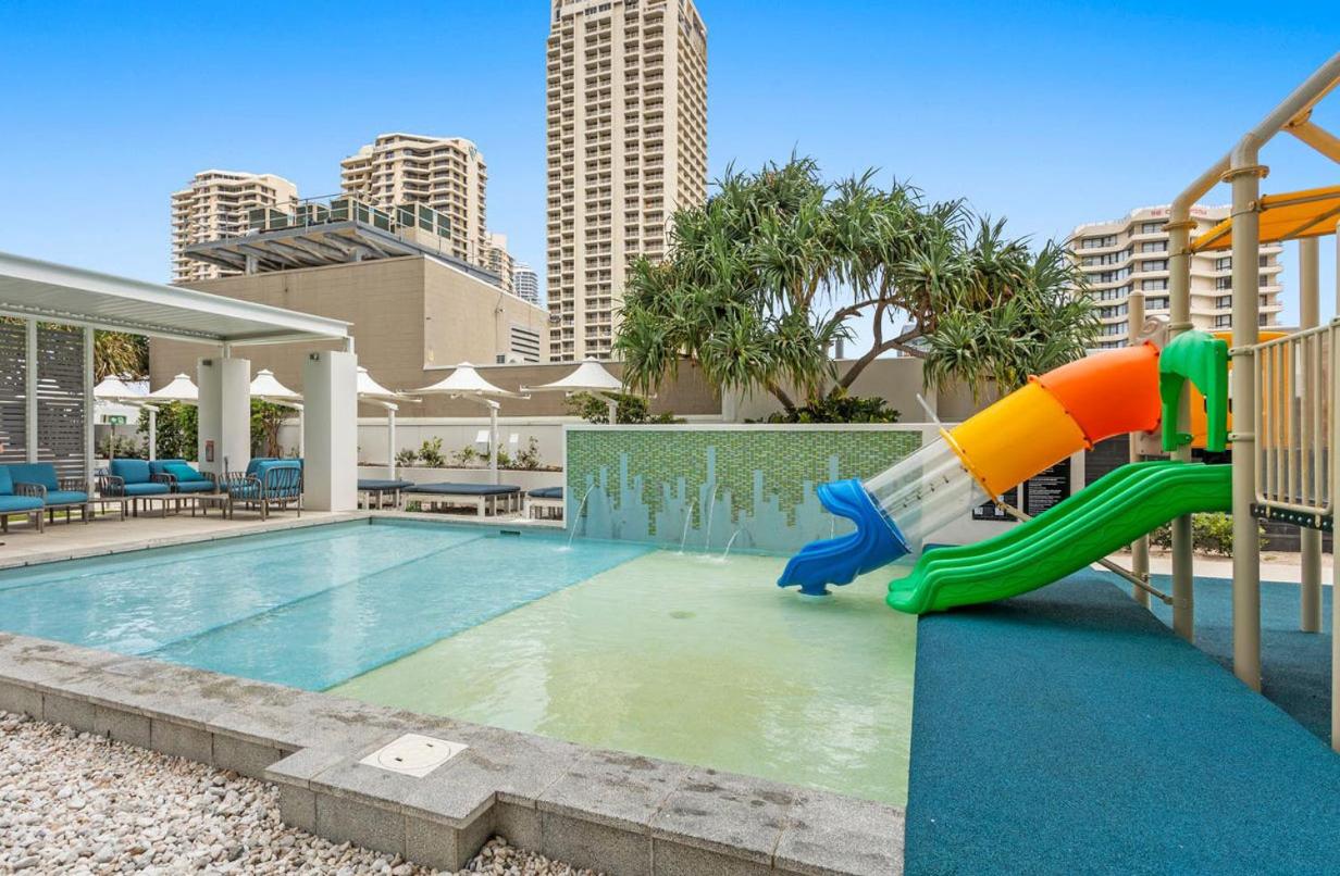 Paradise living at Hilton with stunning ocean view
