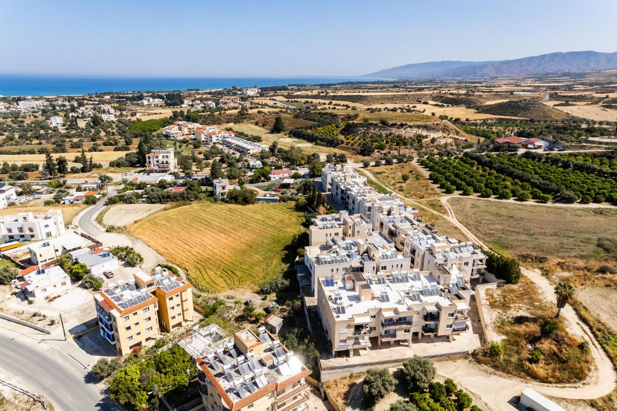 Steni Views Apartment by Ezoria Villas