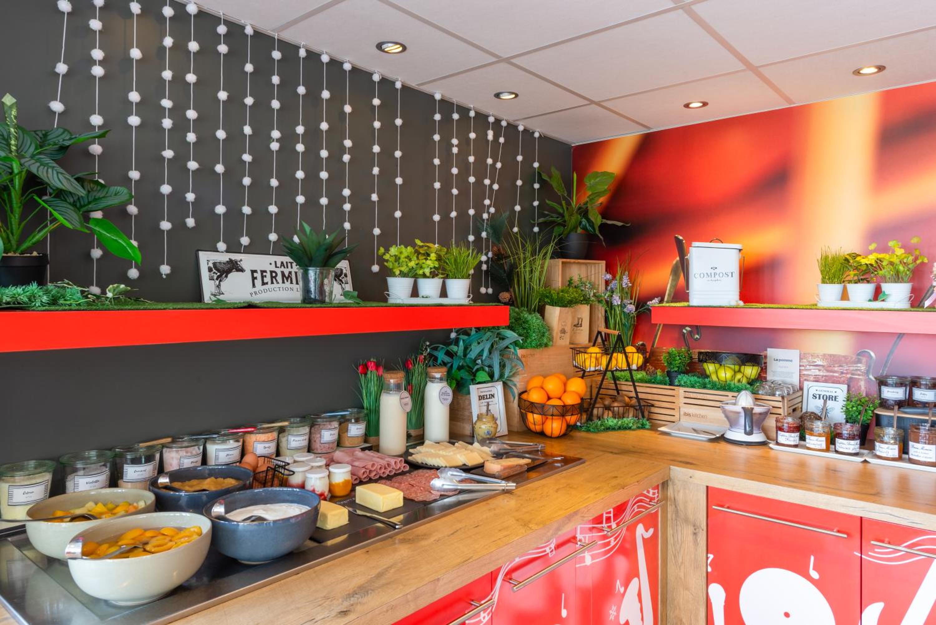 Chalon-Sur-Saone Vacations - ibis Chalon Sur Saone Nord - Property Image 1