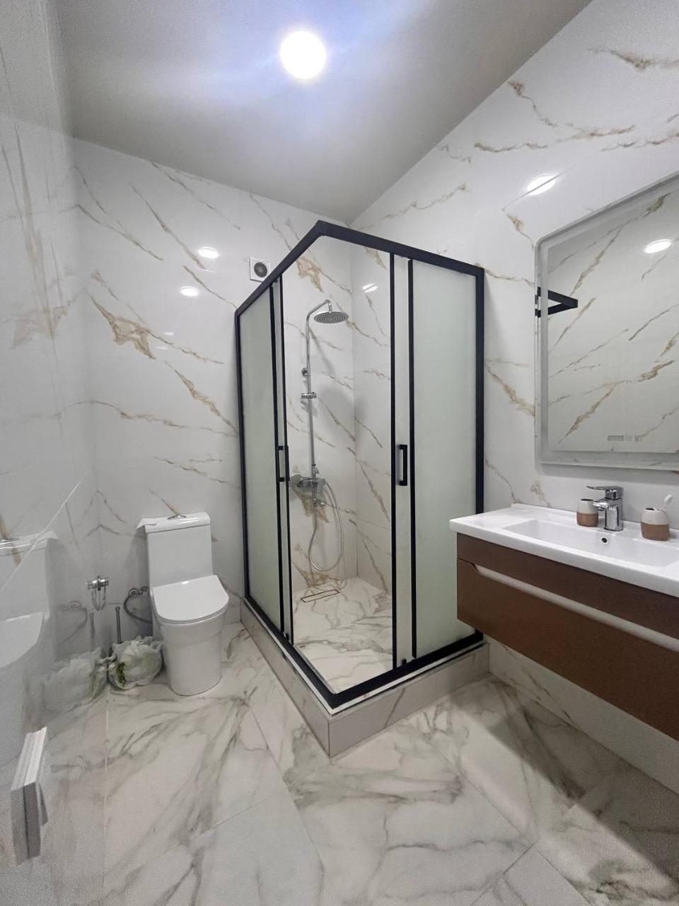 Deluxe Apartments