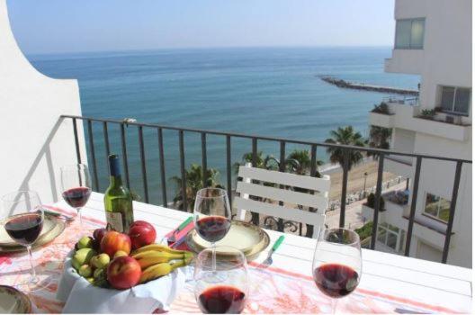 pure beach marbella center