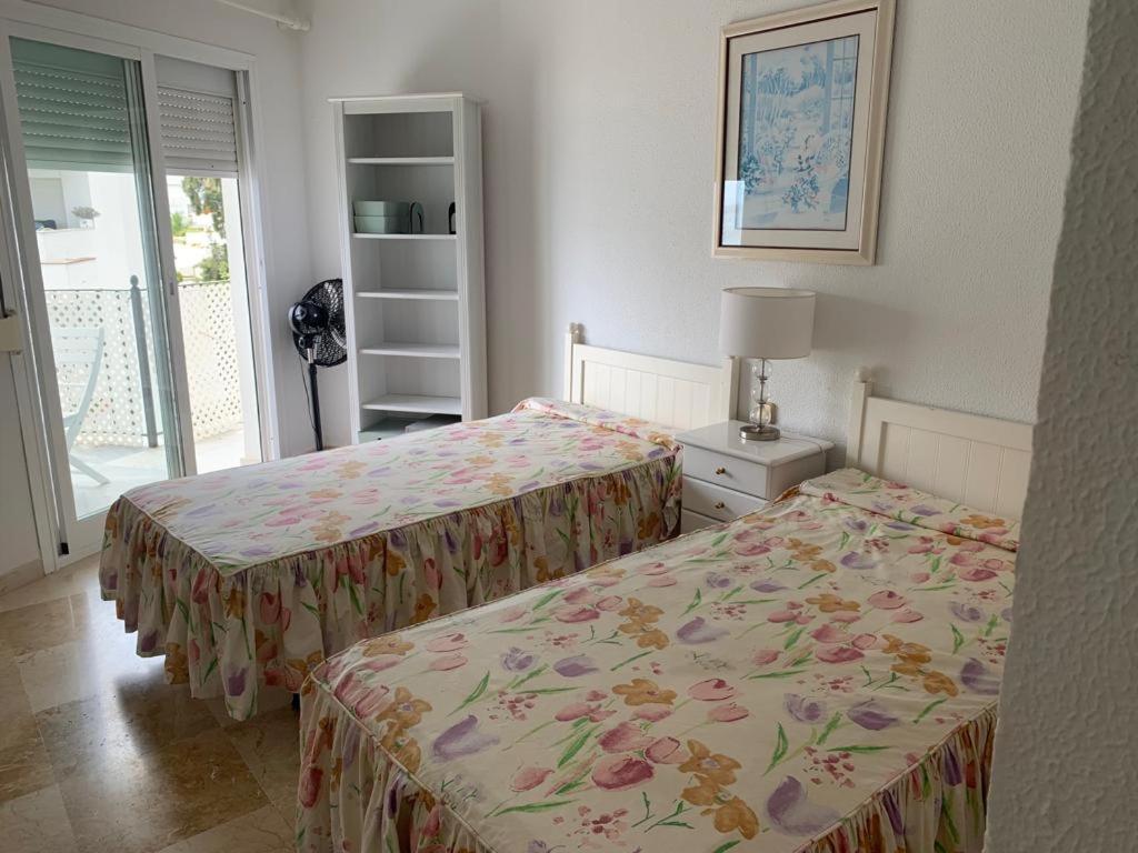 pure beach marbella center