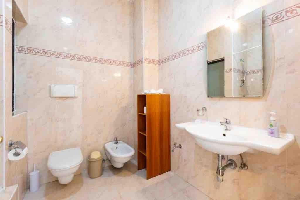 Luxury Seafront Retreat Overlooking Manoel Island view 2