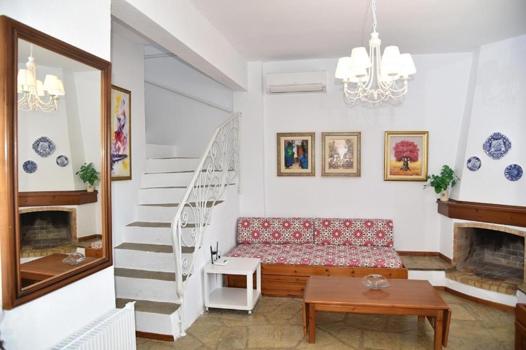 Boskos Villa 2 view 3