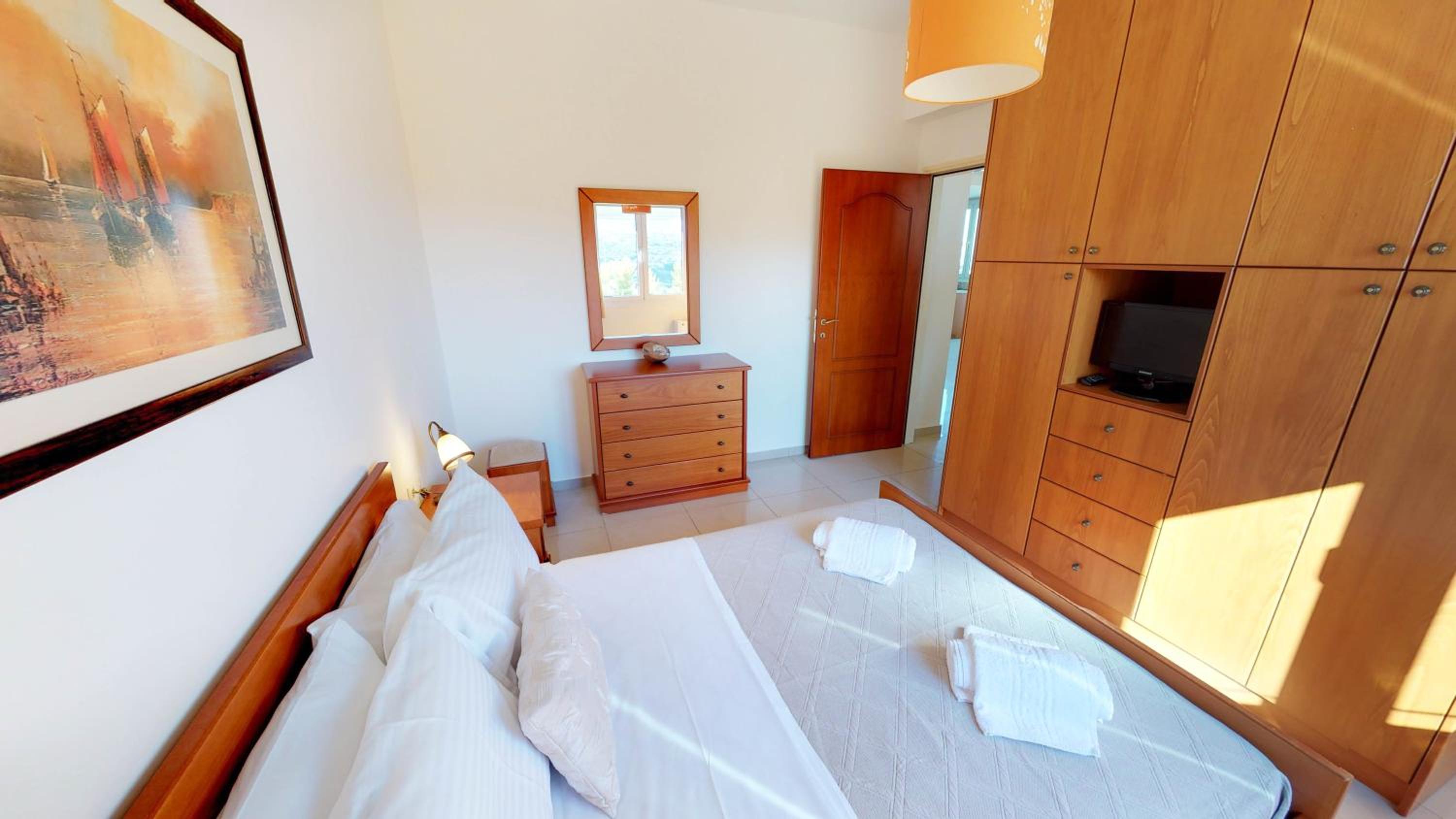 Villa Angelika two-storey house with pool for 7