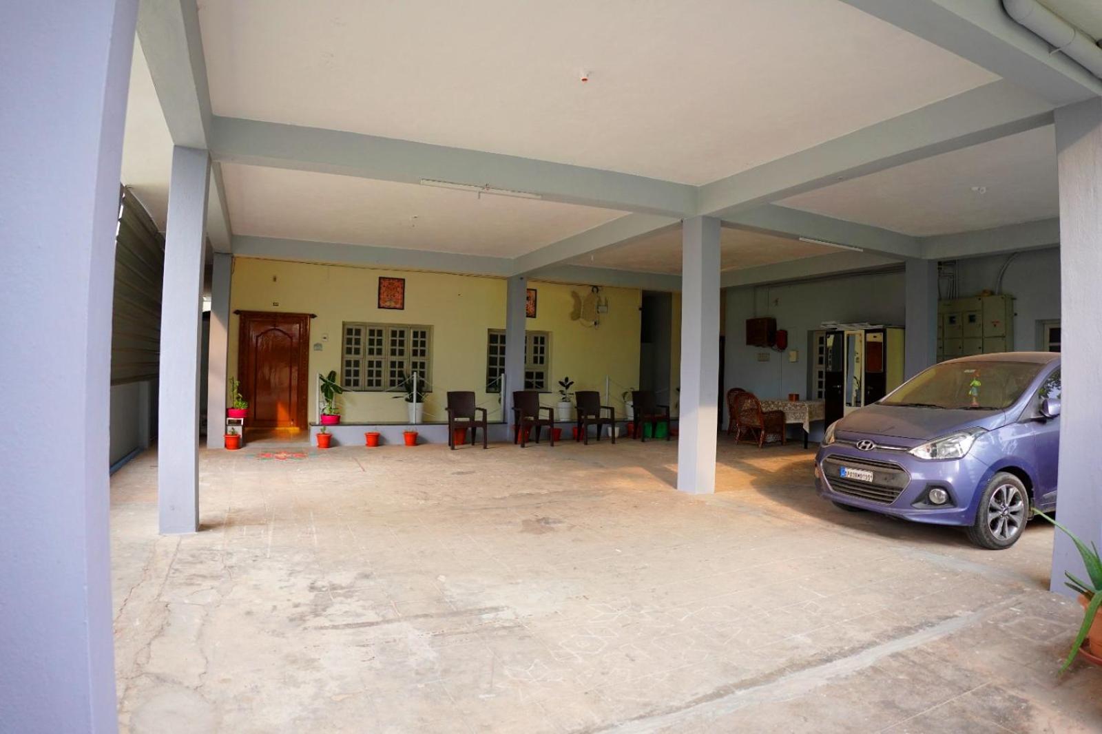 ABS Home Stay, 2Bed room AC Flats,Tirupati view 4