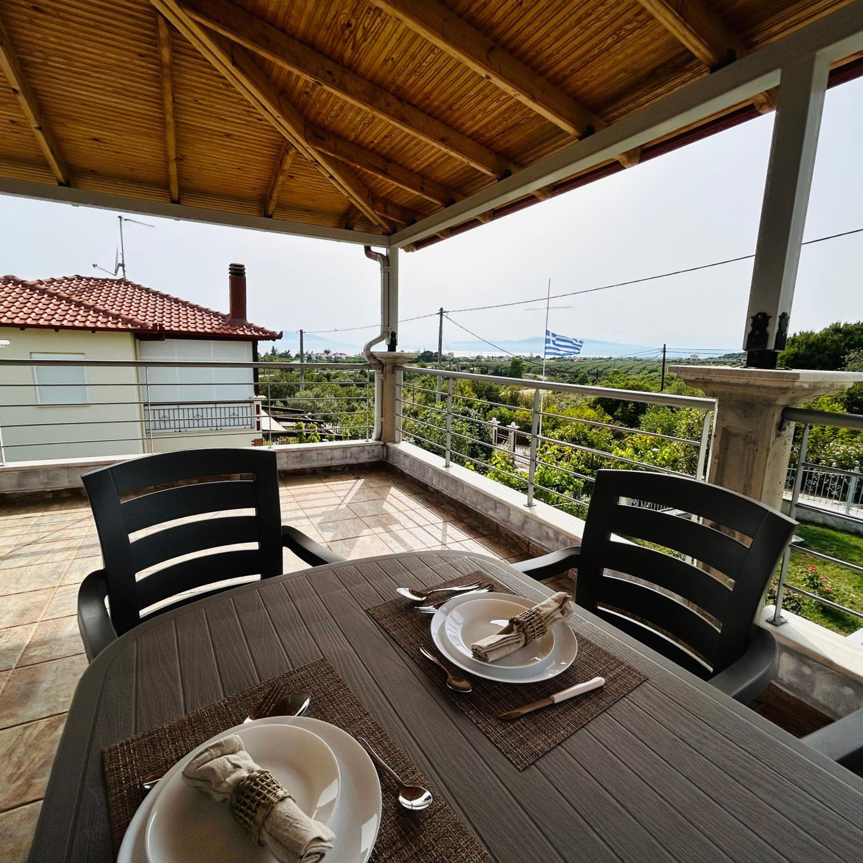 Sea View Apartment with Garden, Delta Hospitality view 4