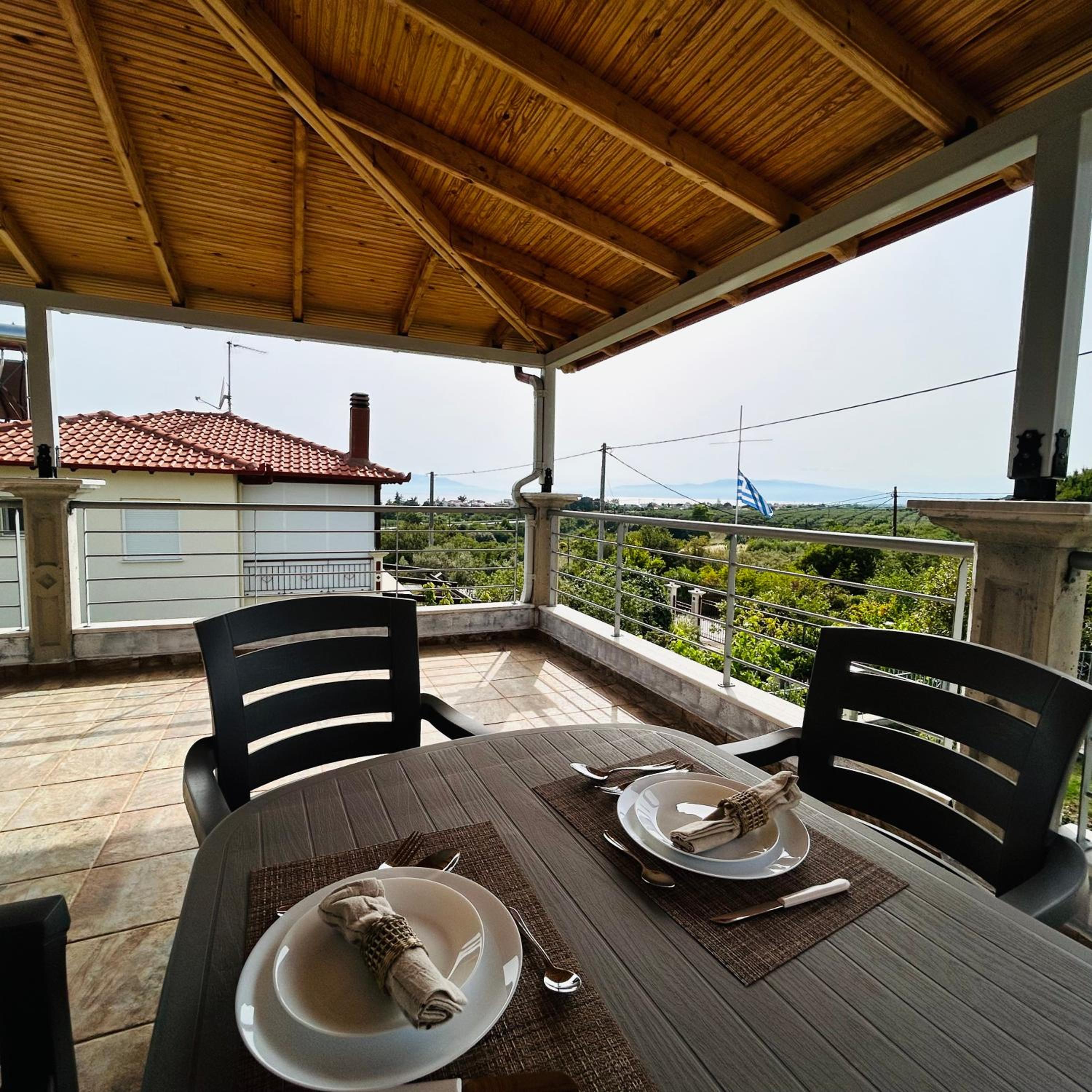 Sea View Apartment with Garden, Delta Hospitality view 5