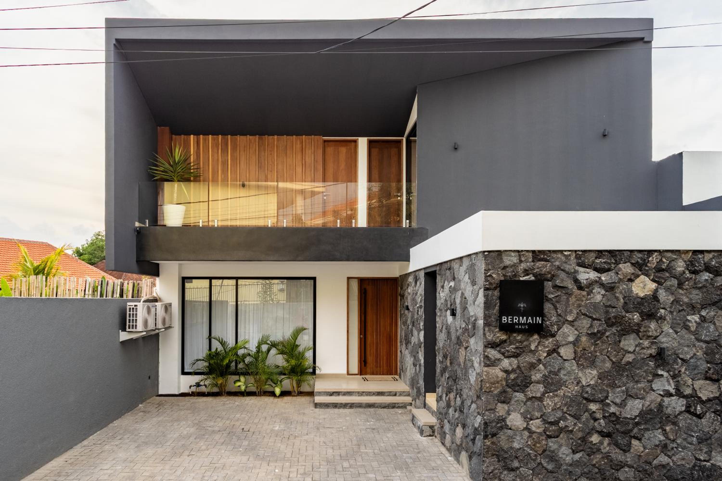 Haus Play view 3