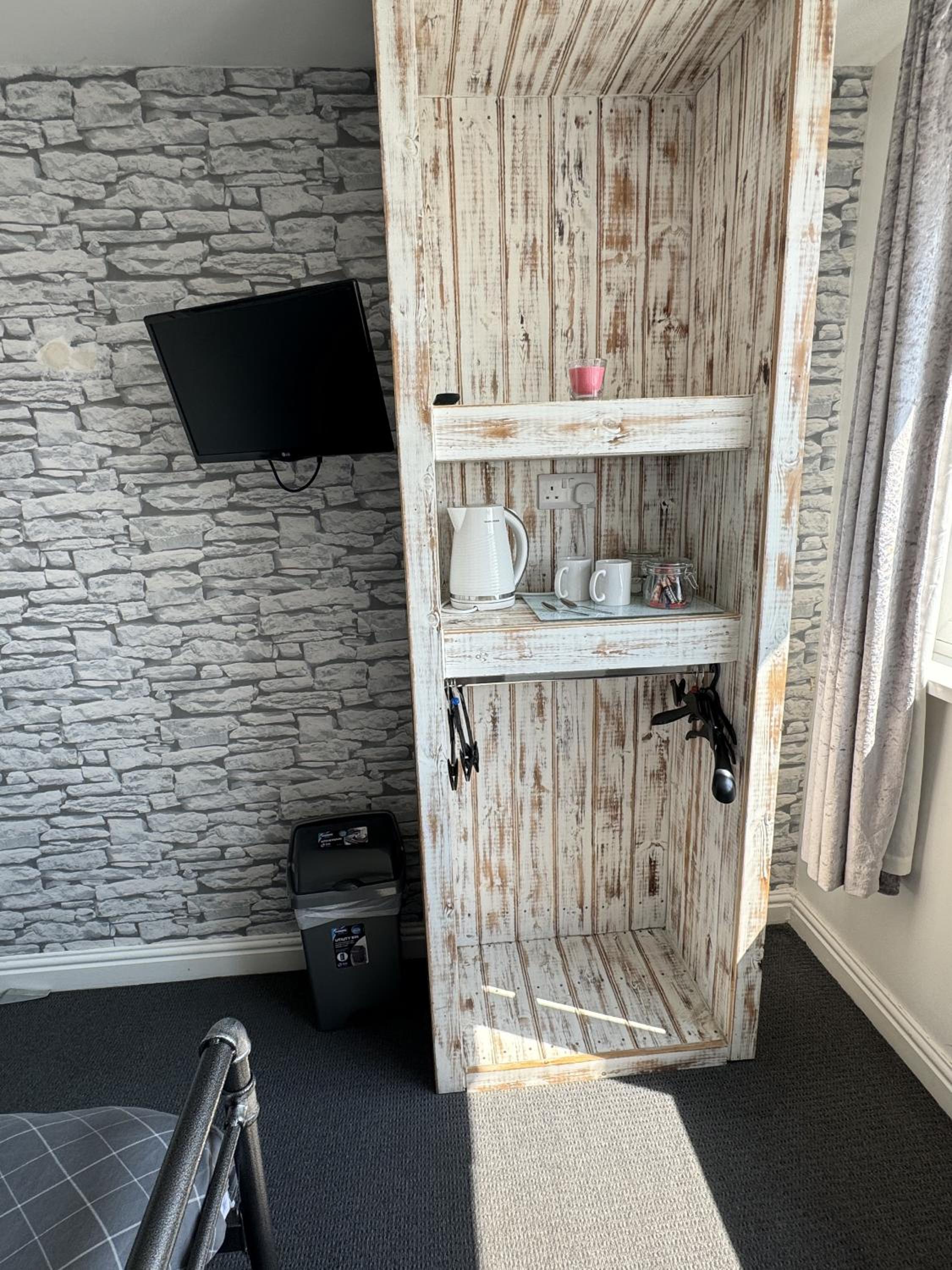 Photo 19