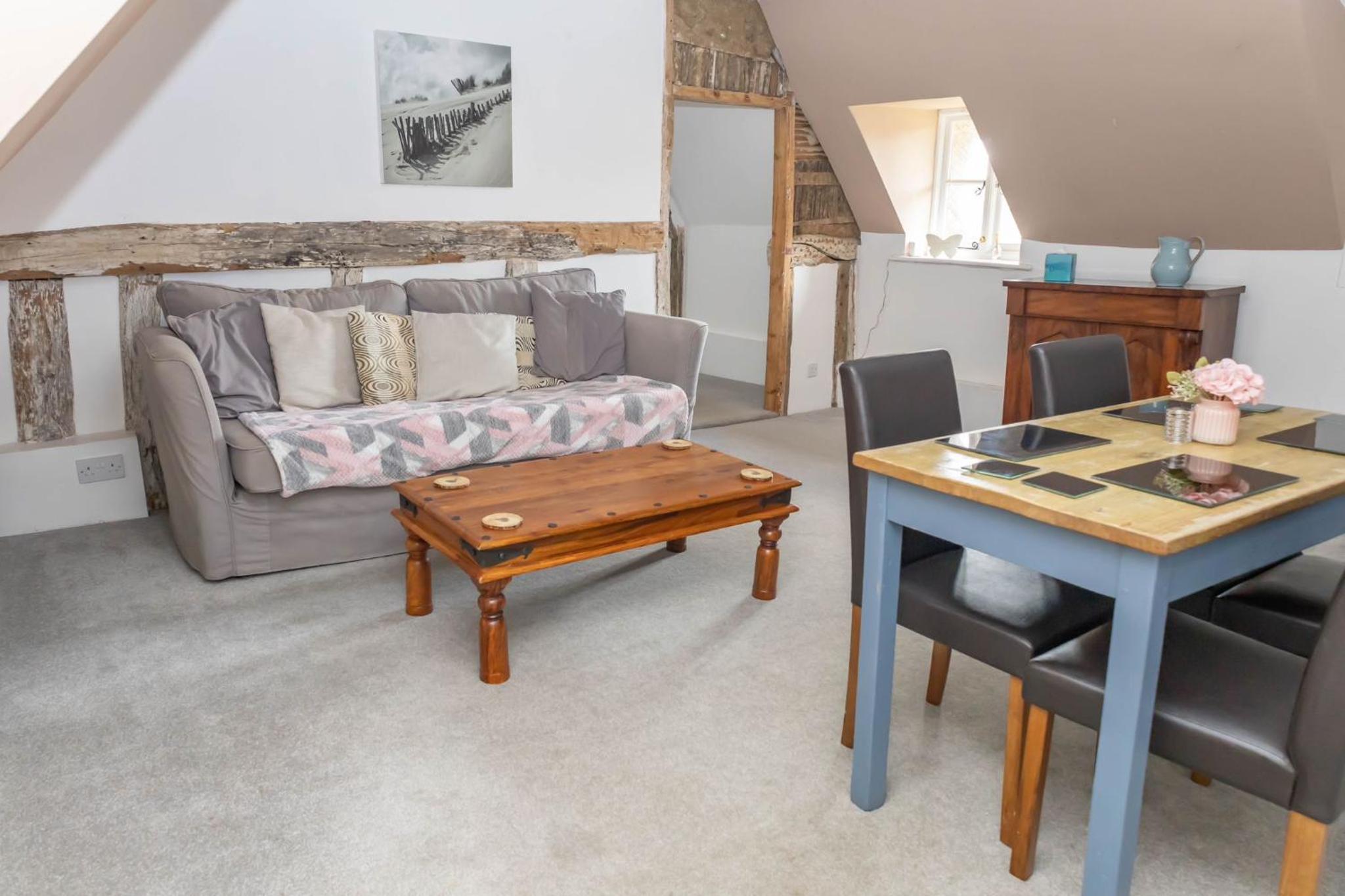 The Thatched Flat at The Sorrel Horse view 2