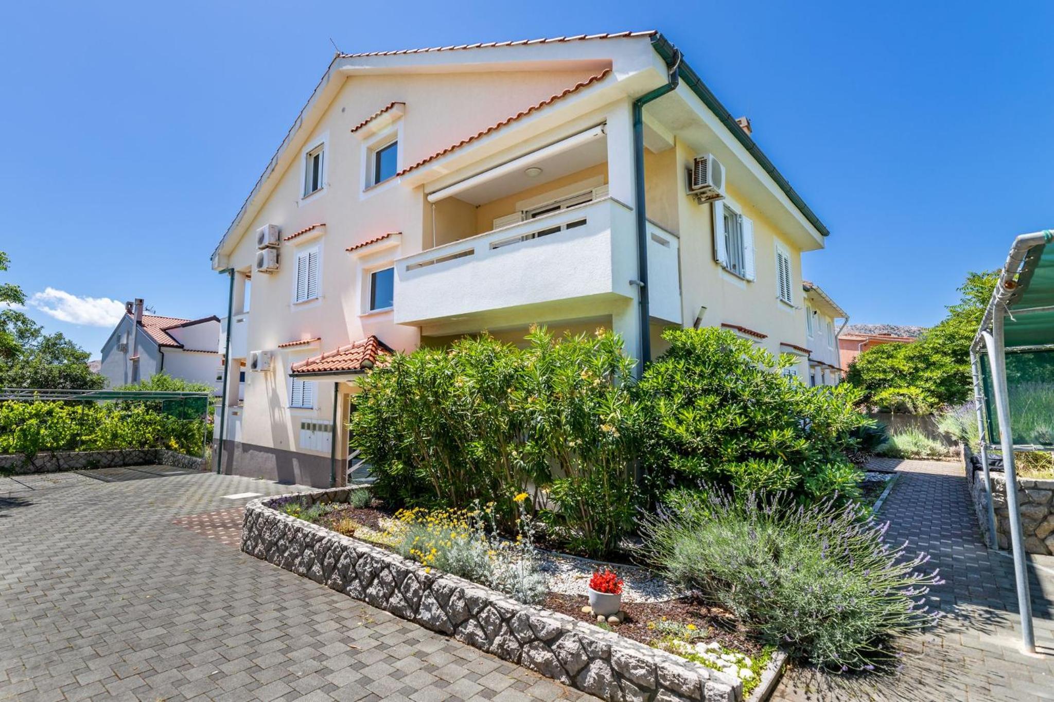 Apartment Lidia