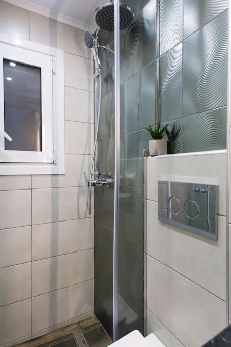 A comfortable small studio nearby Acropolis 5