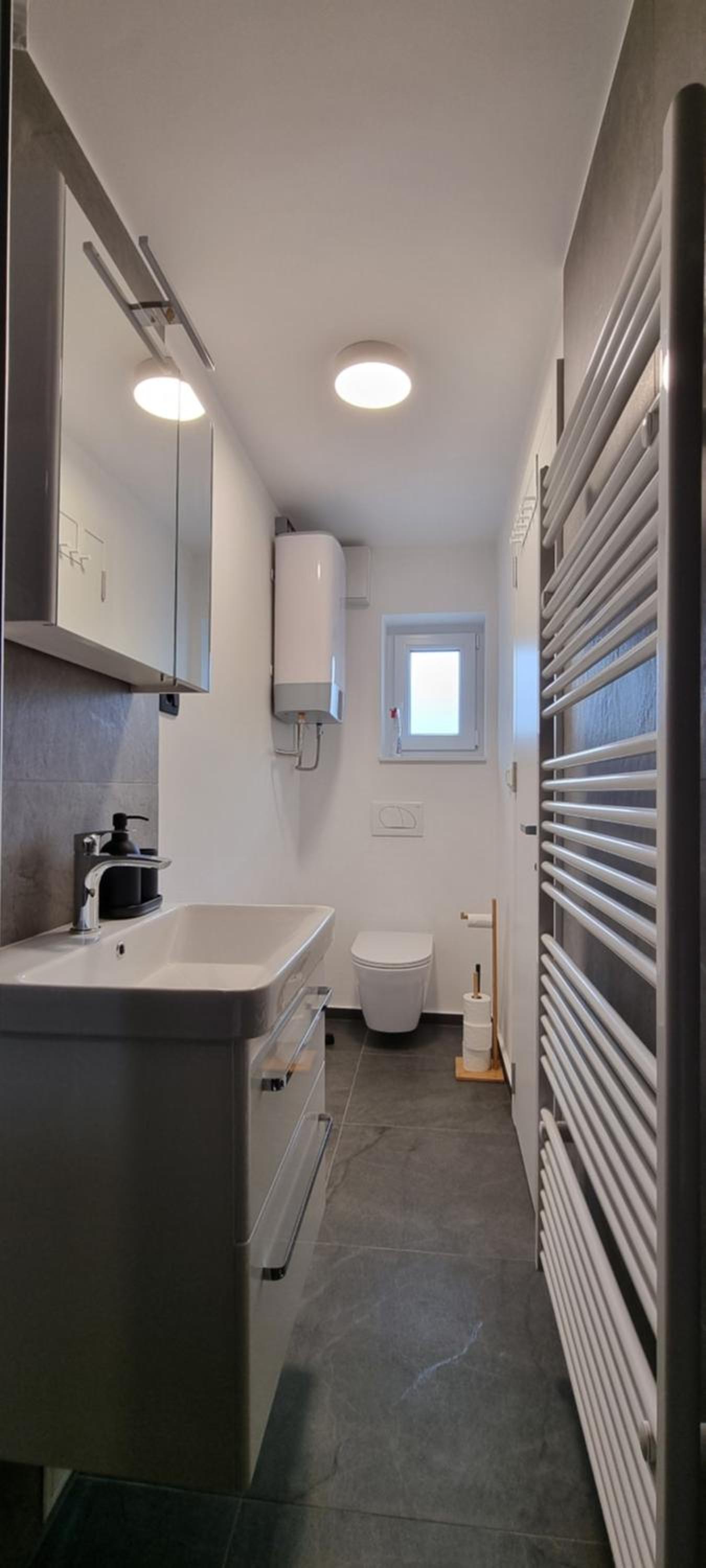 Naia Apartments