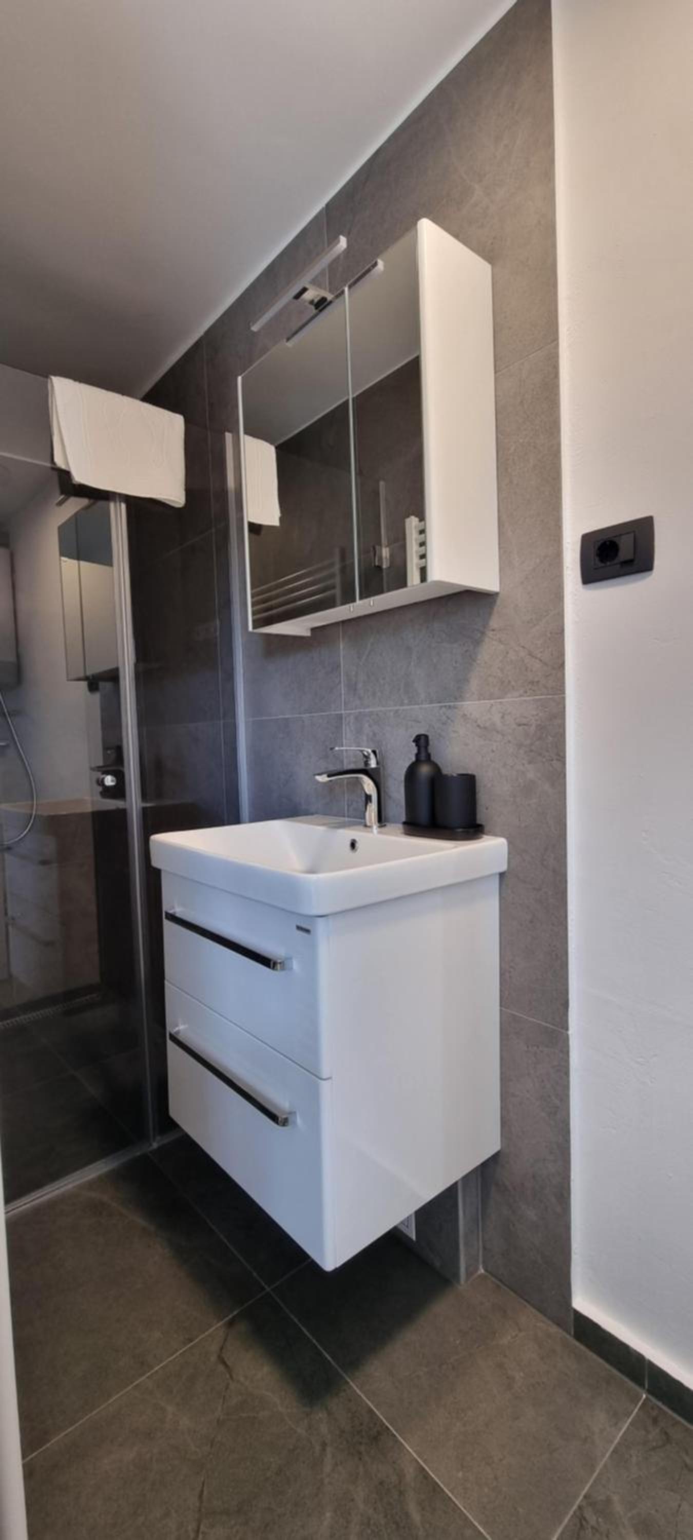 Naia Apartments