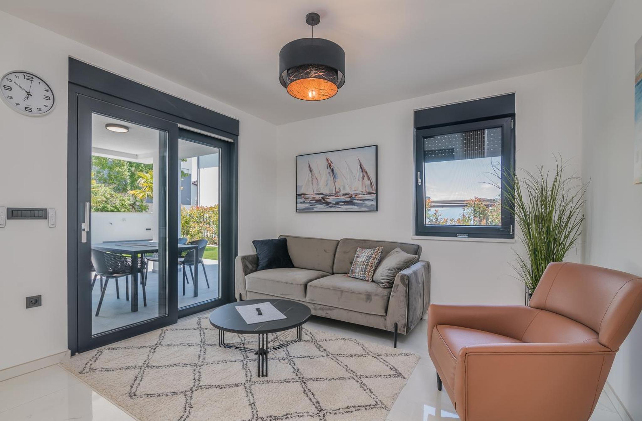 Apartment BP LUX with private pool view 2