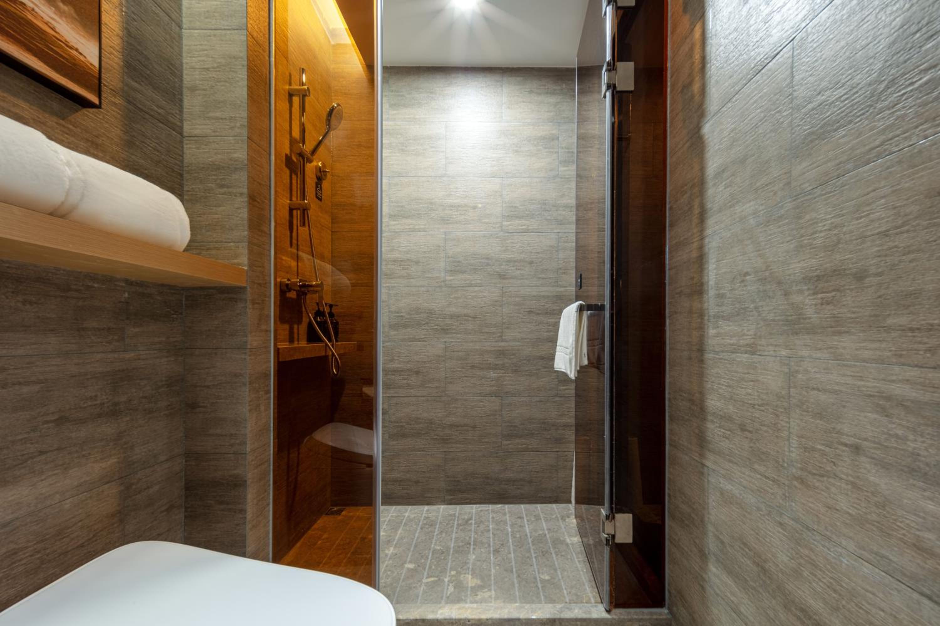 Atour Hotel Changhong Avenue