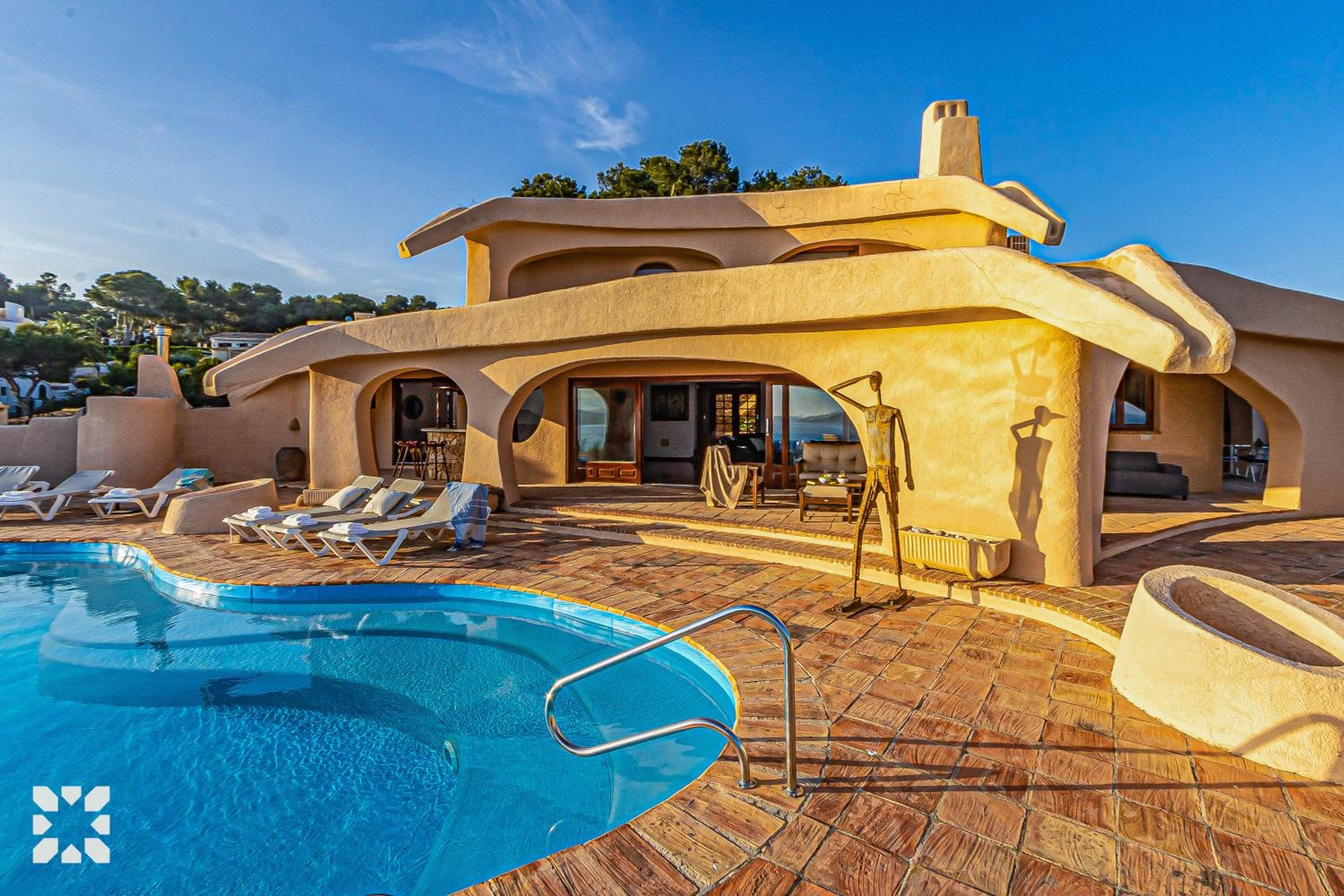 Villa Diana by Abahana Villas