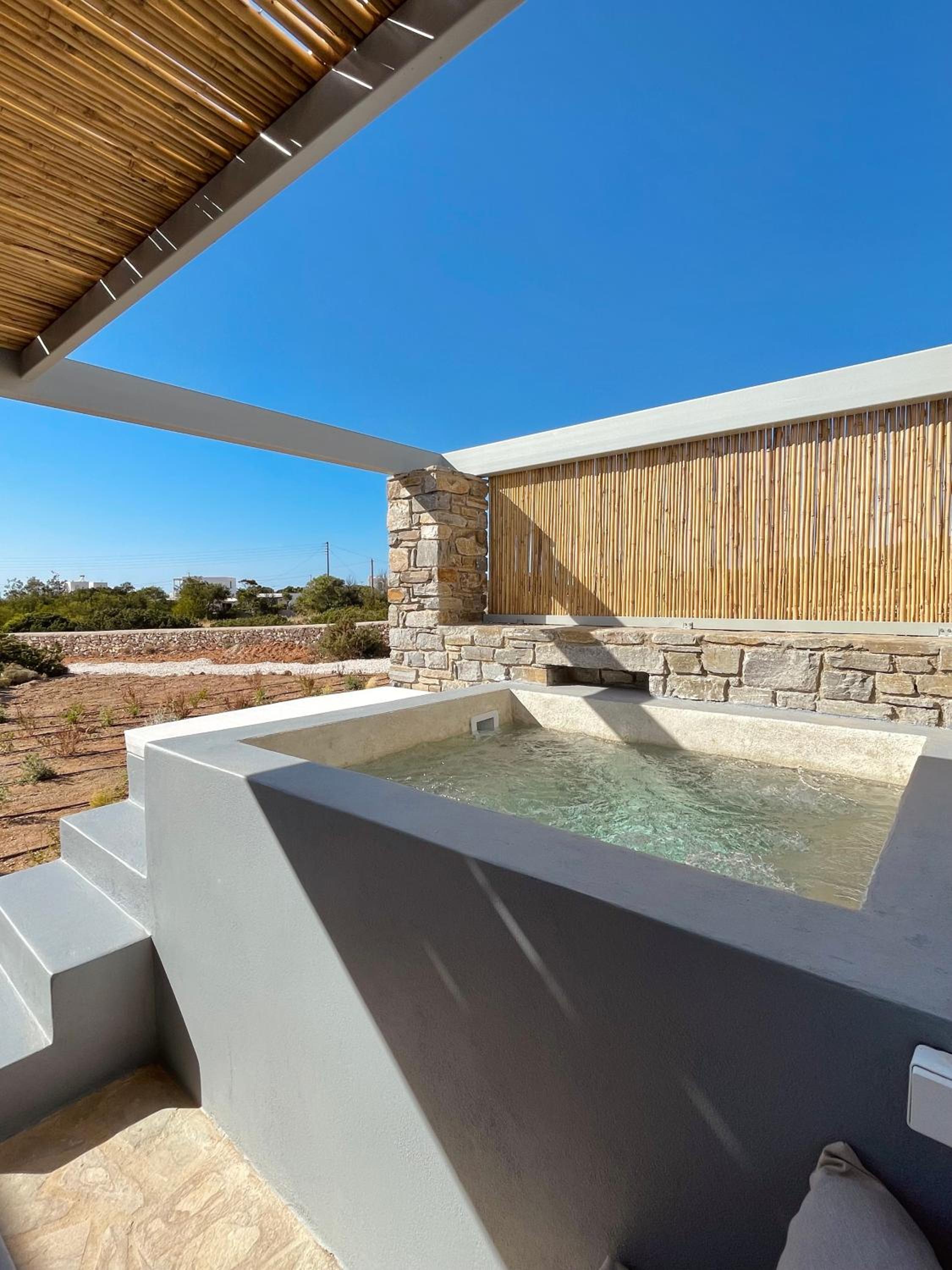 Yara Residence