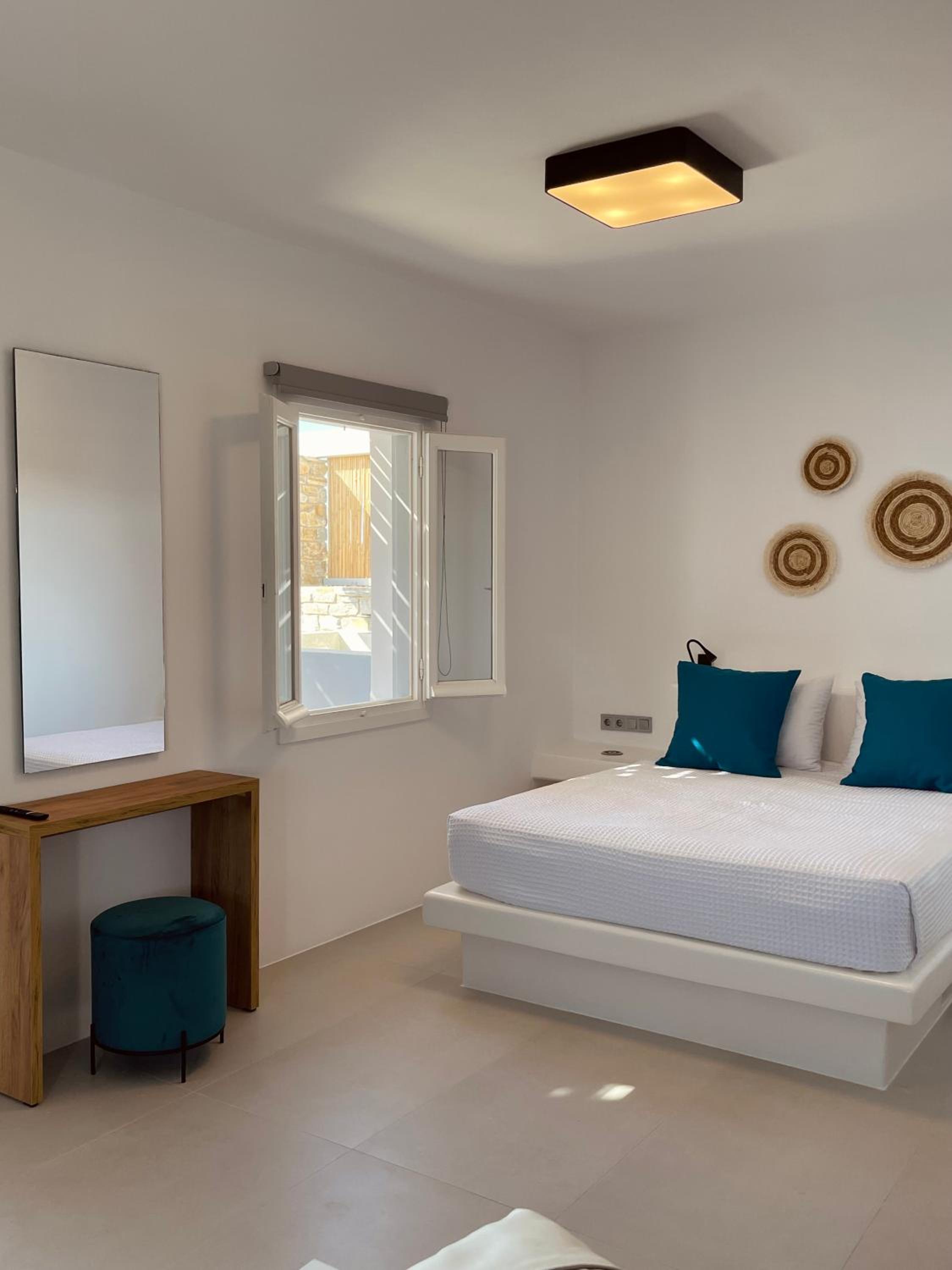 Yara Residence