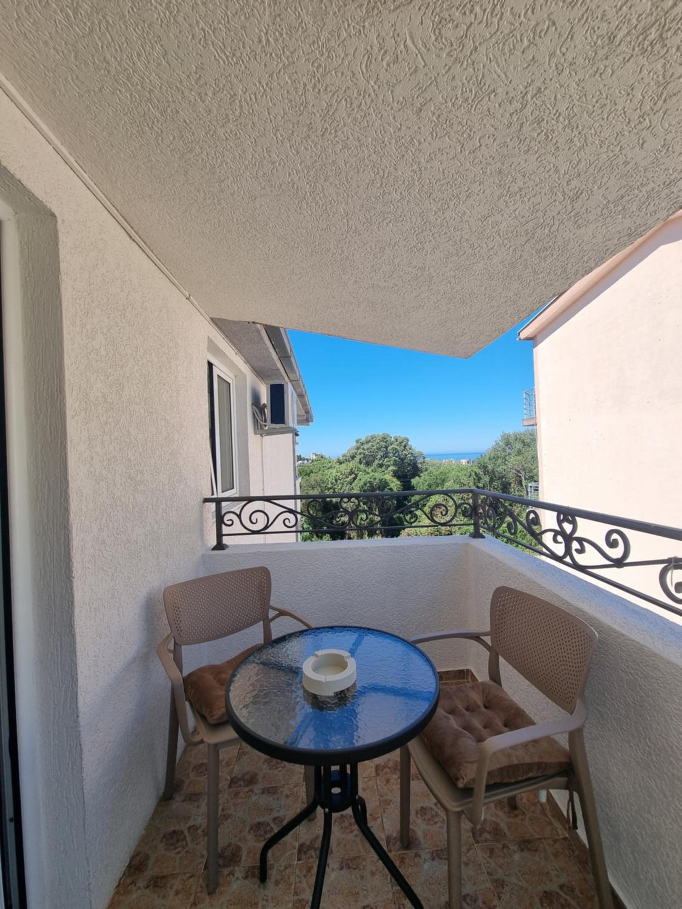 Apartmani MINA