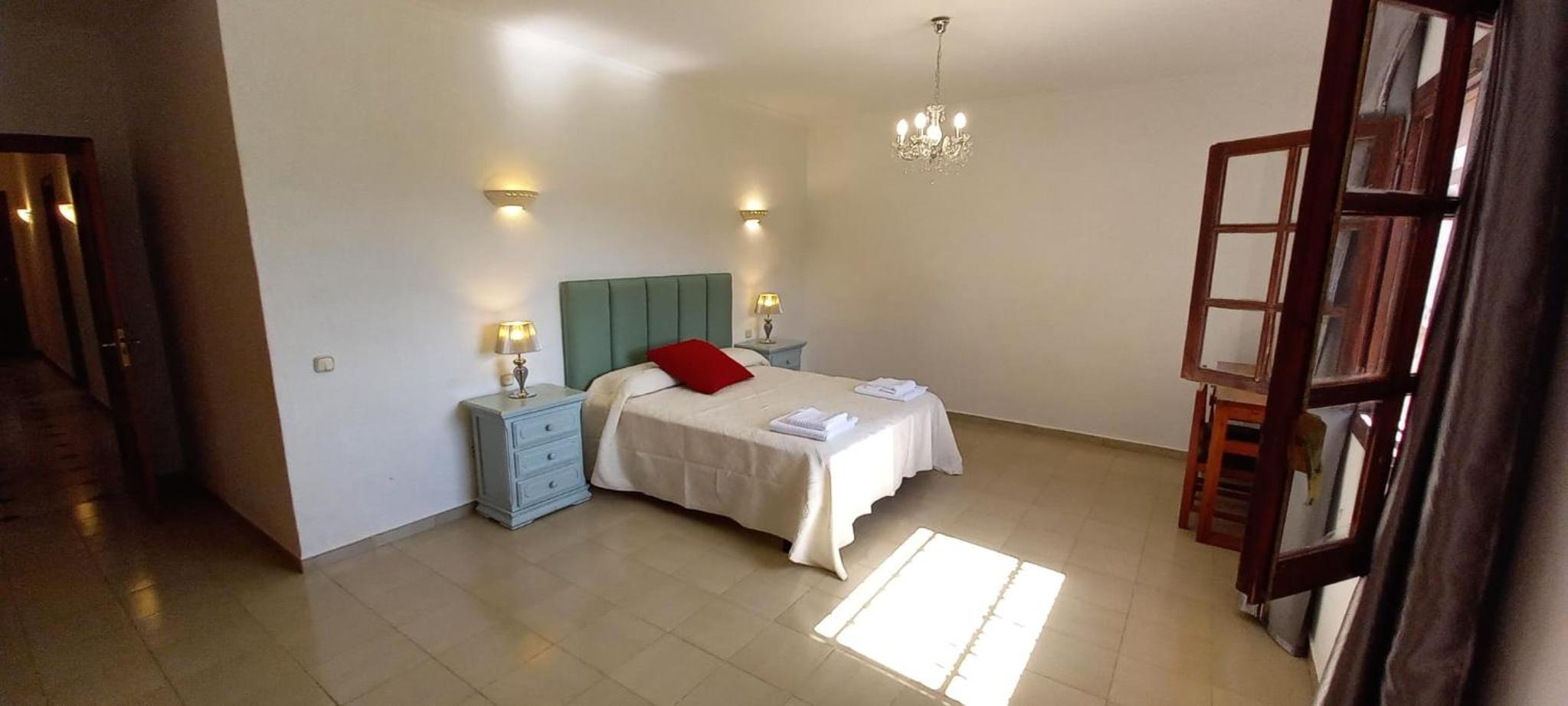 Villa Alicia y Los Quecos Sol y Golf