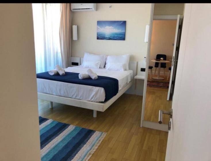 BEST Apartments 208