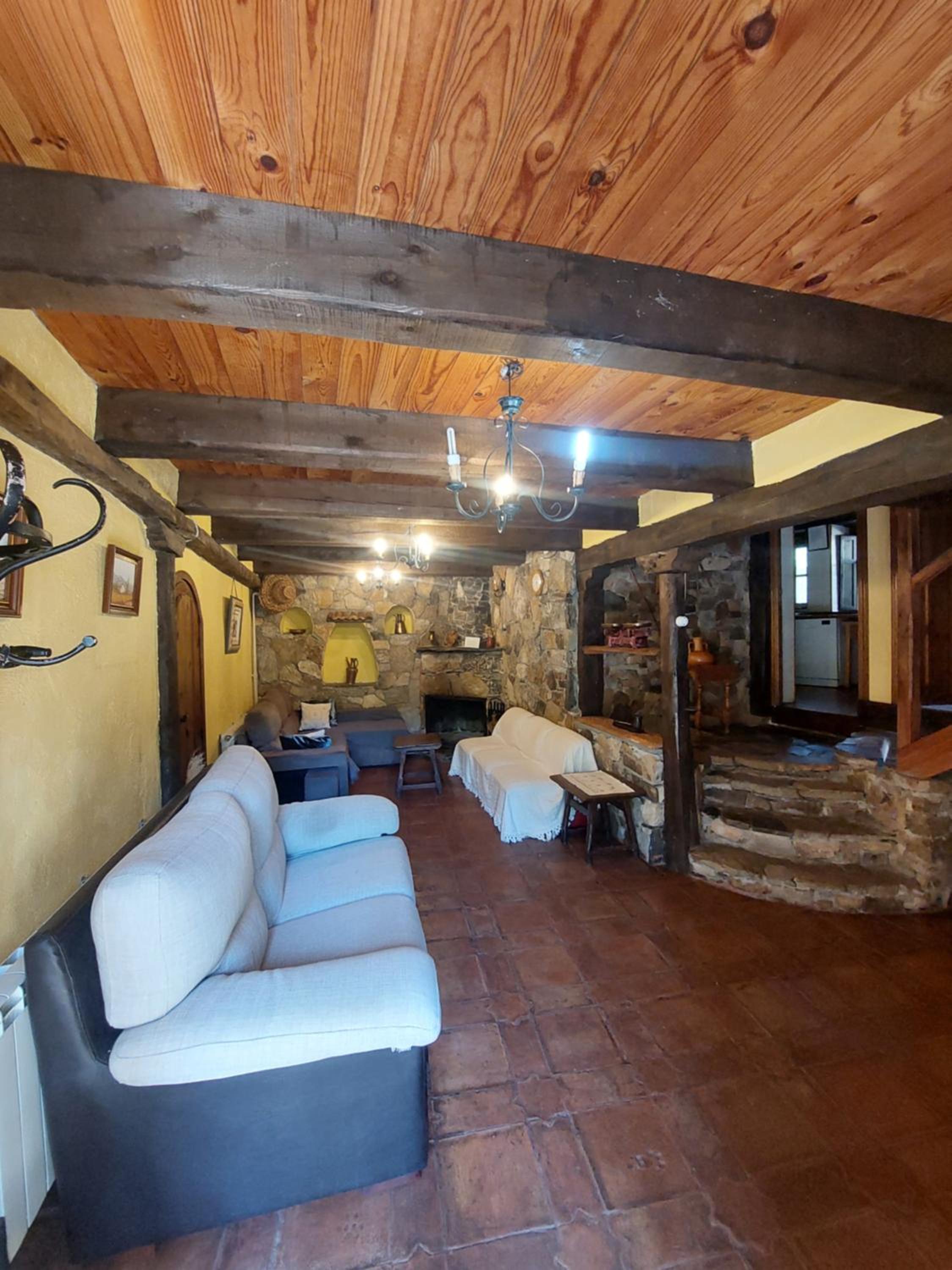 Las Peonías Casa Rural