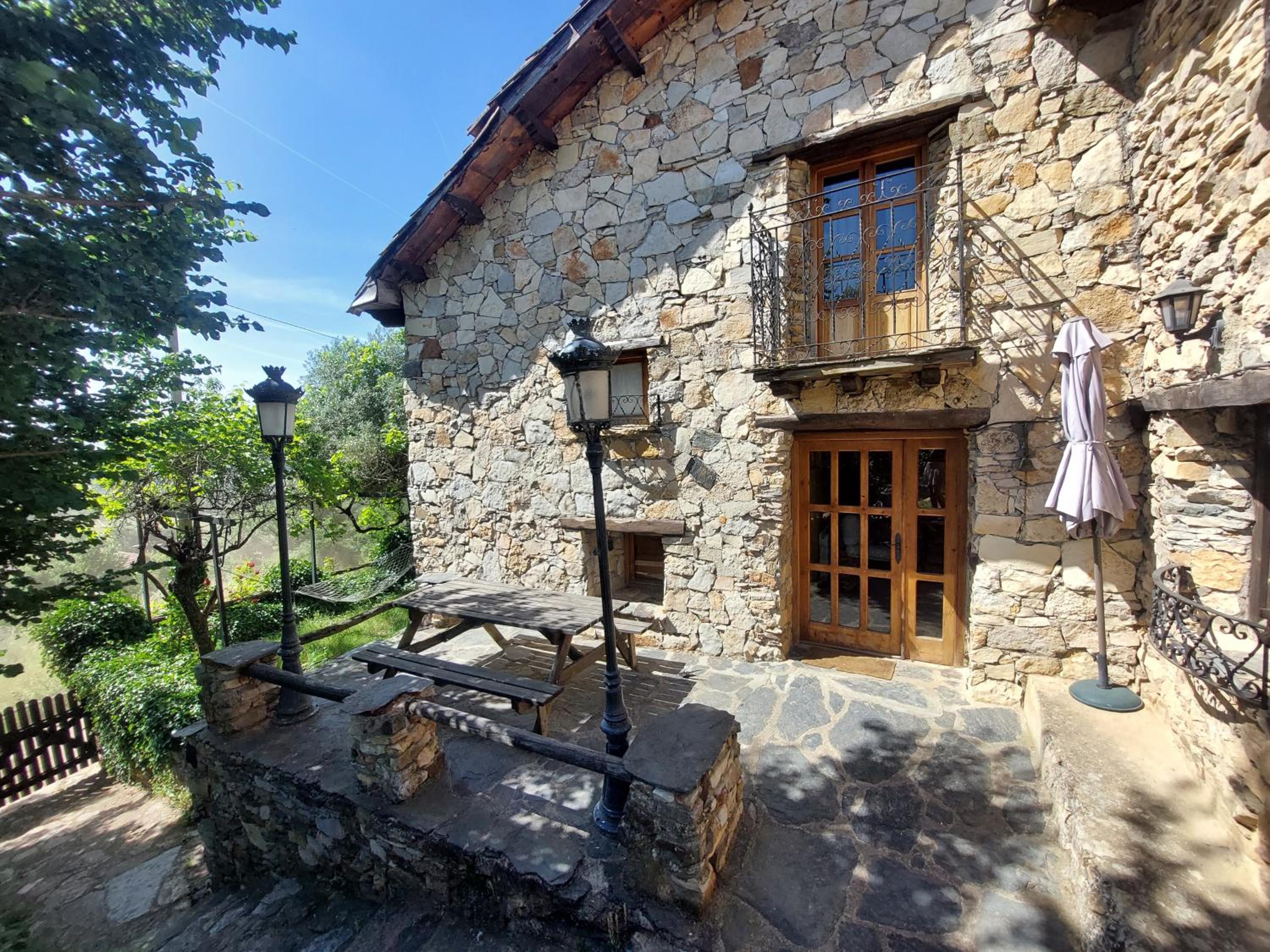 Las Peonías Casa Rural