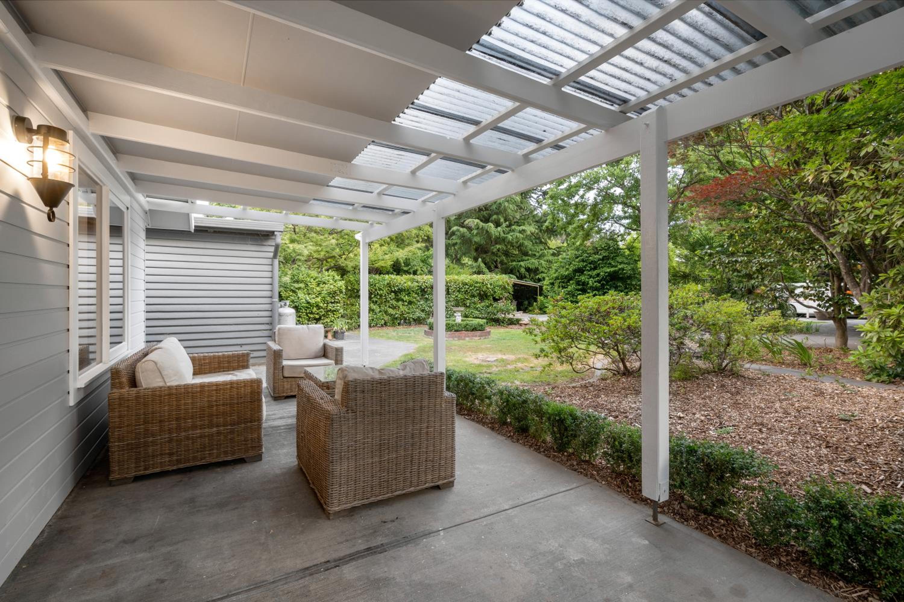 Viewhill Holiday Units - Bright