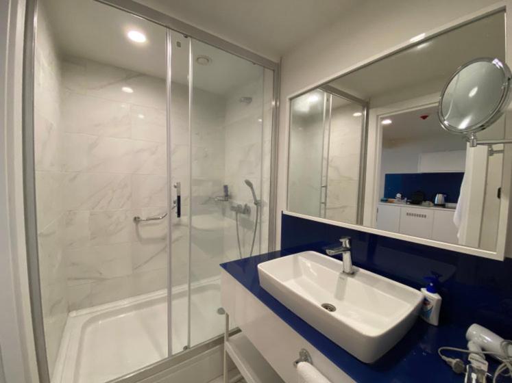 BEST Apartments 209 view 4