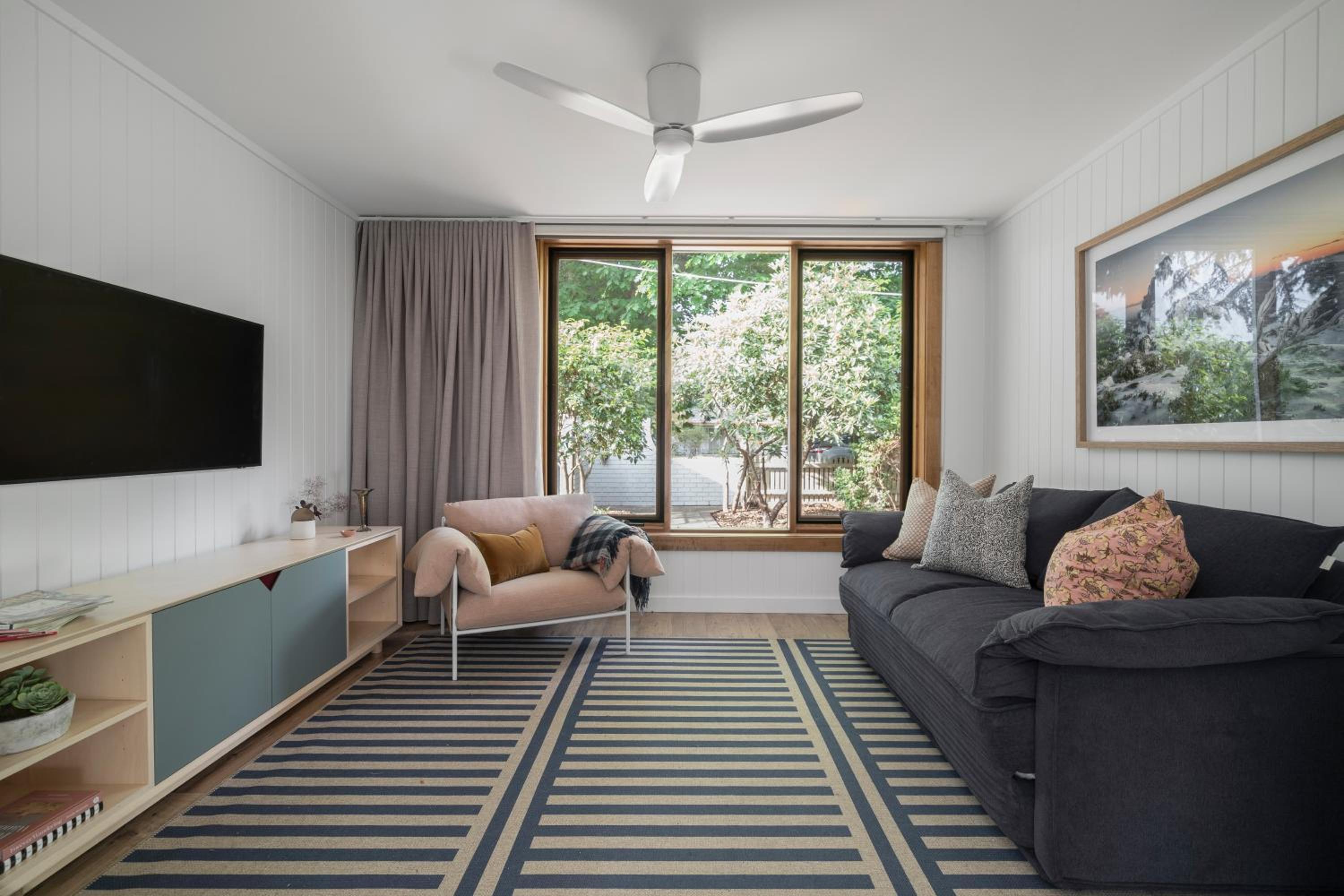 Viewhill Holiday Units - Bright
