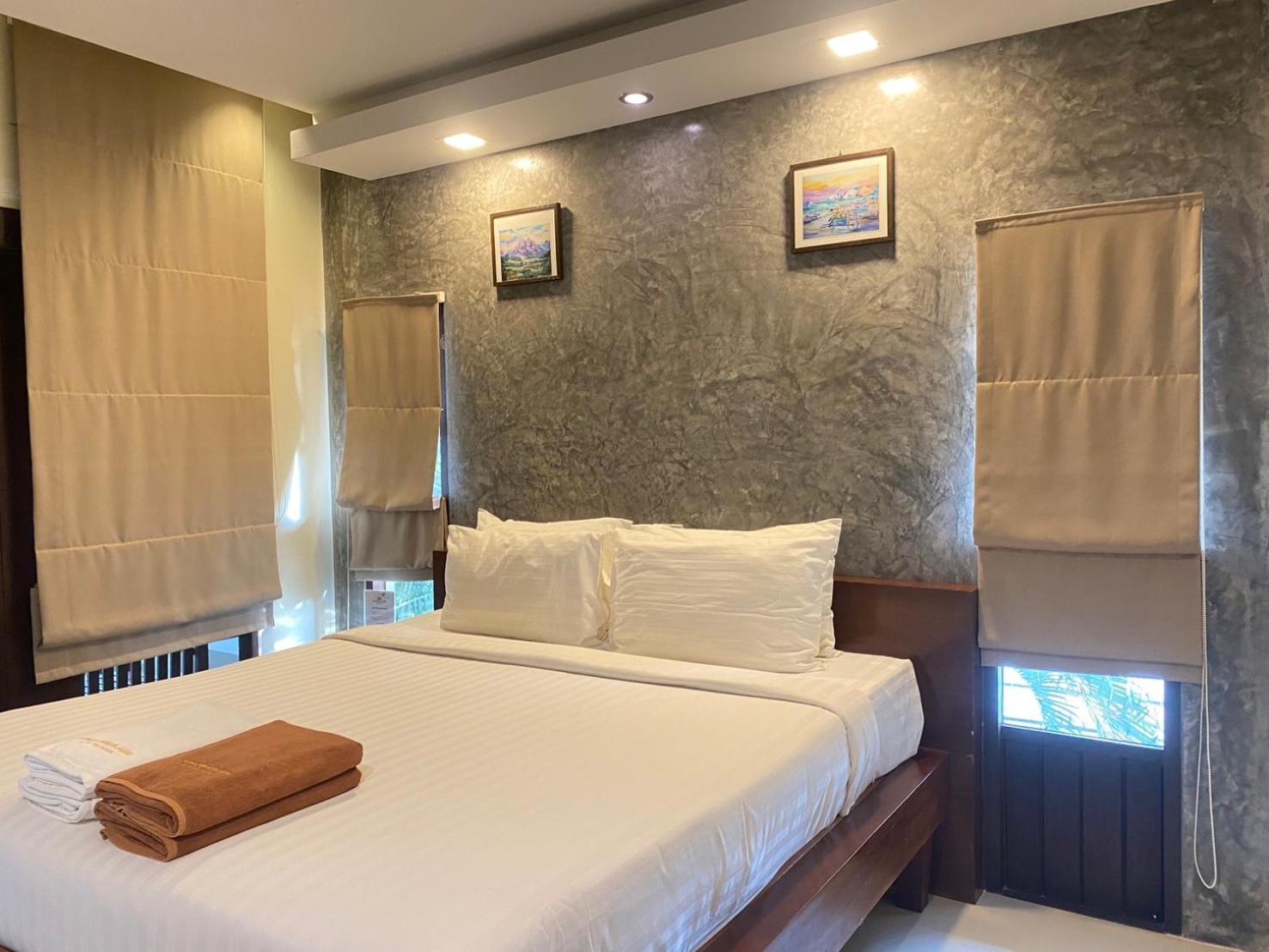 Sunset Beach Villas