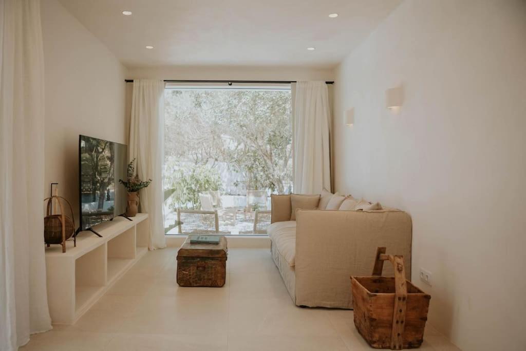 Can Blau - Mediterranean Living